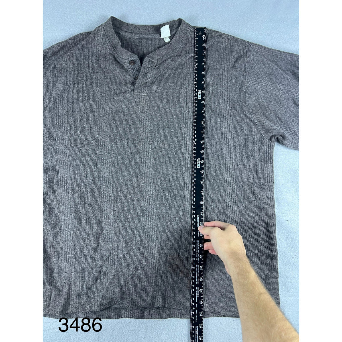 Men Classic Henley Shirt - XL