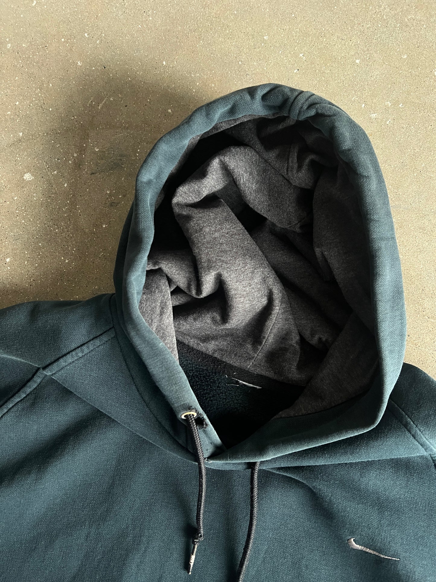 Vintage Black Nike Swoosh Hoodie - L