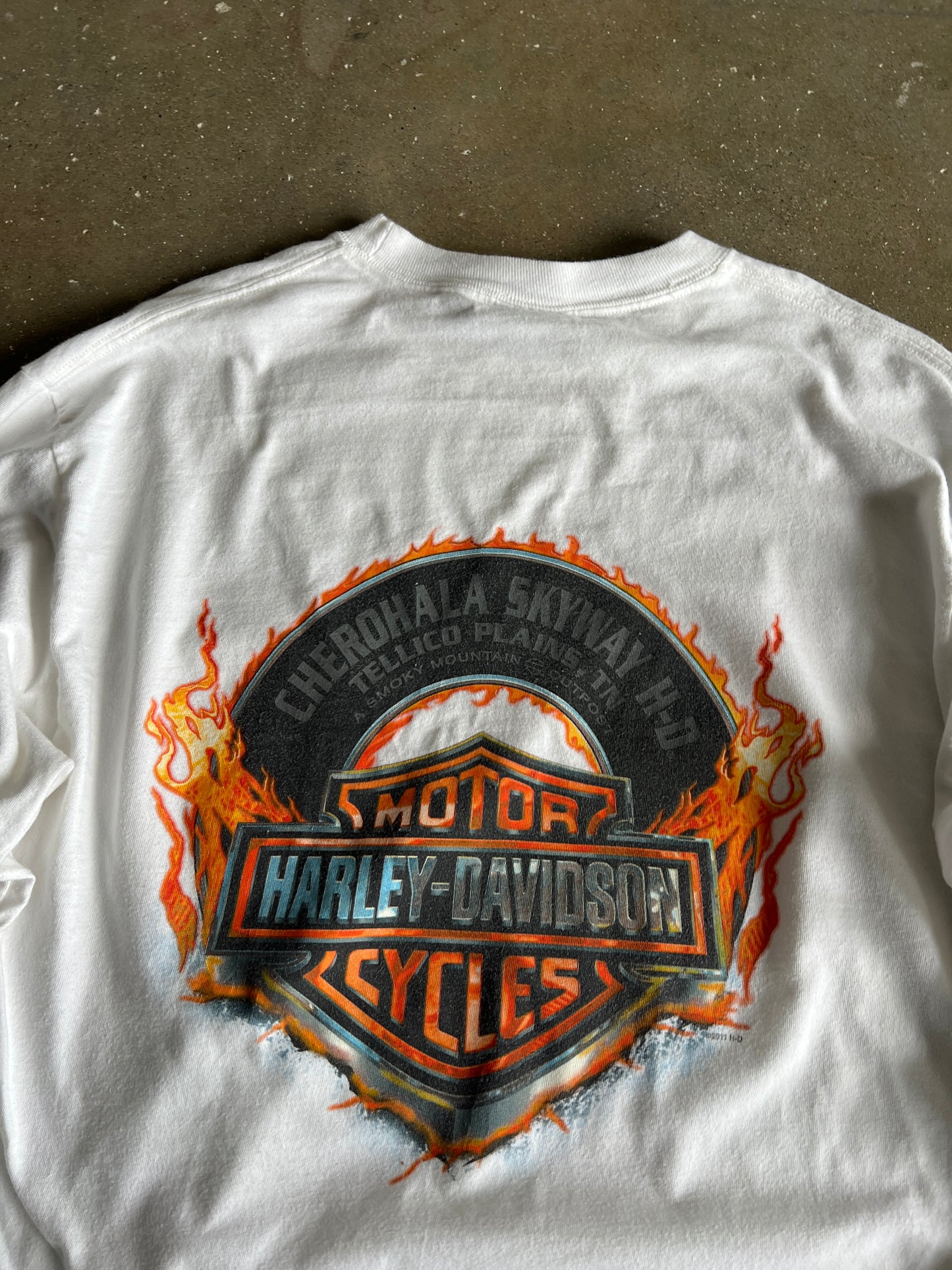 Vintage White Harley Davidson Flames Shirt - L