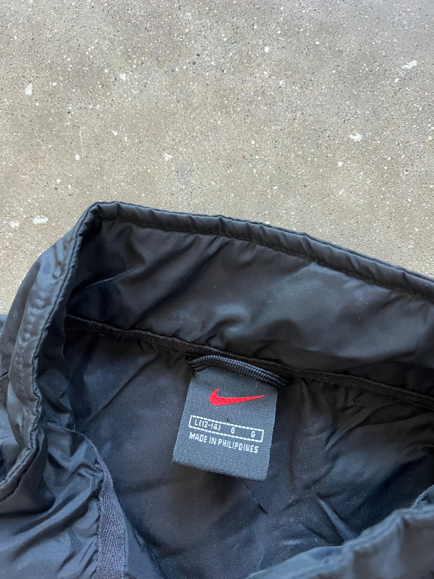 Vintage Black Nike Swoosh Jacket - L