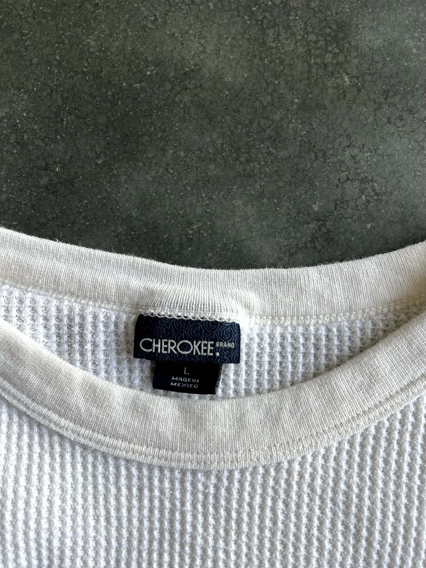 Vintage White Waffle Knit Long Sleeve - L