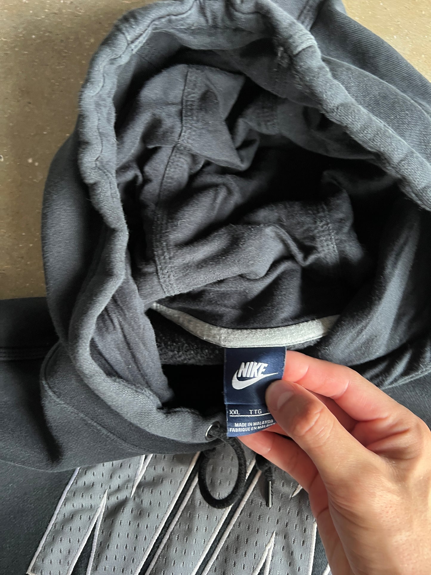 Vintage Faded Black Nike Spellout Hoodie - XXL