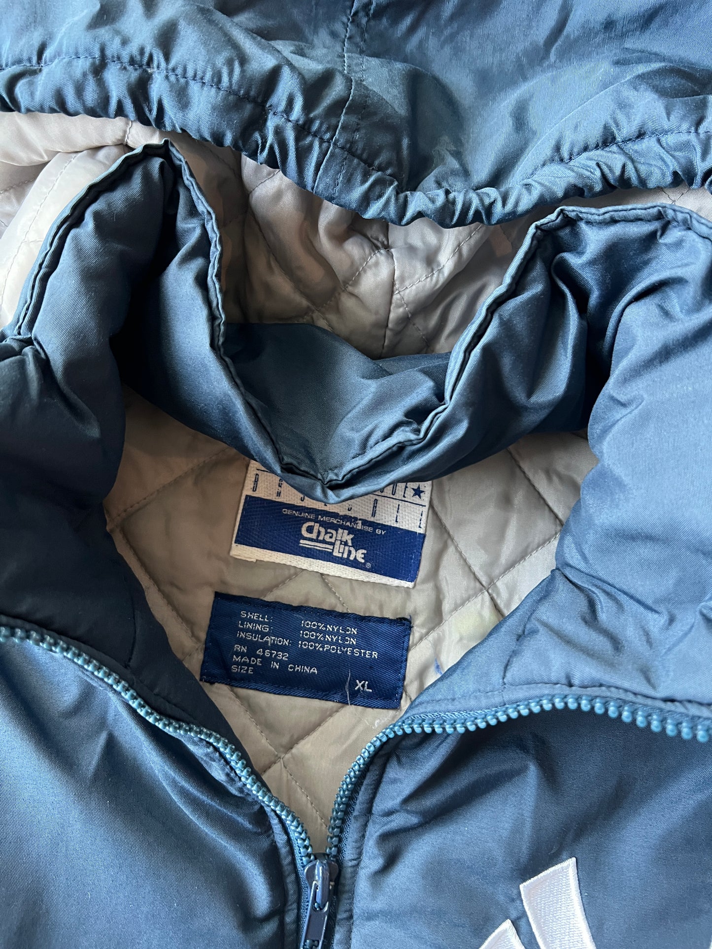 Vintage Navy Blue NY Yankees Puffer Jacket - XL