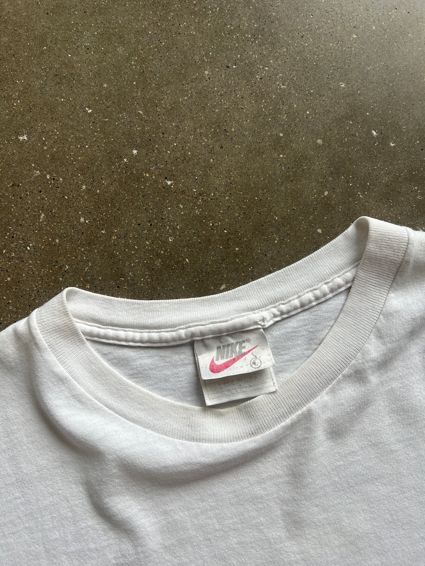 Vintage White Nike T-Shirt - L