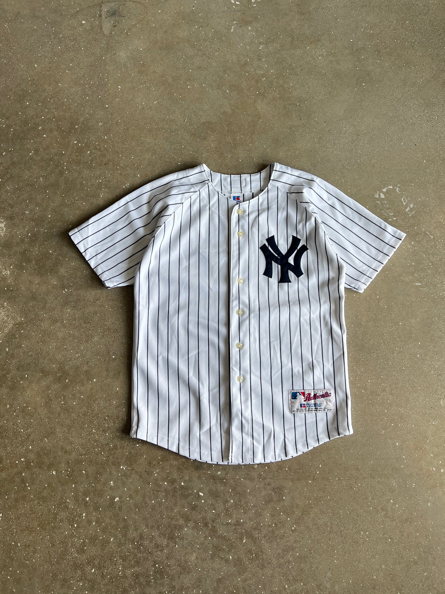 Vintage White Yankee Baseball Shirt - S