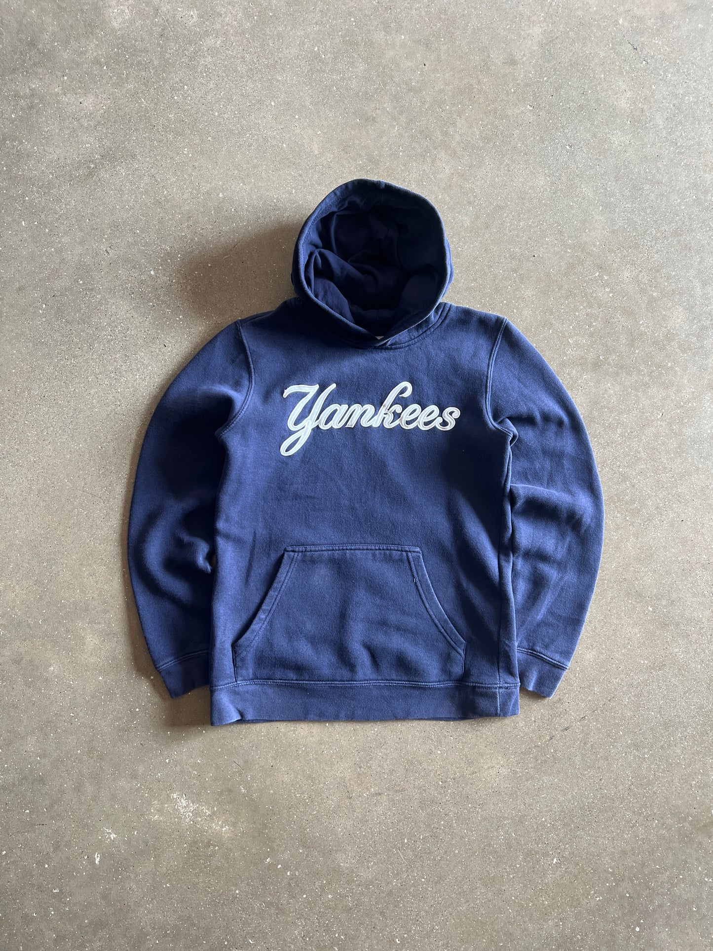 Vintage Navy Blue Yankees Spellout Hoodie - XS