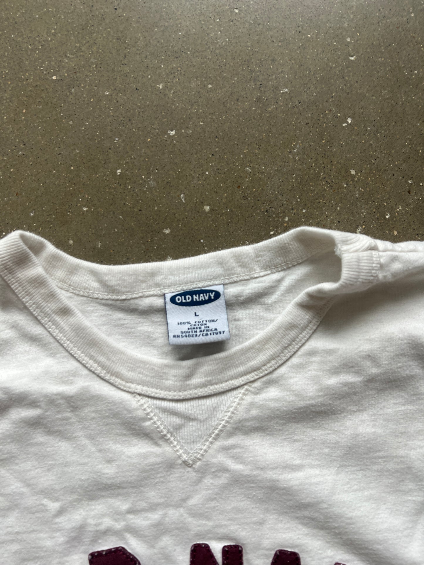 Vintage White Old Navy Spellout Shirt - L