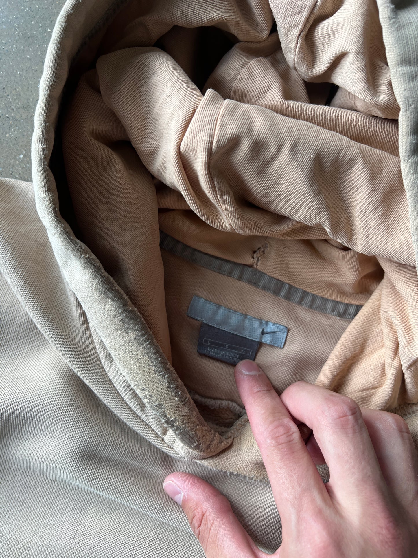 Vintage Faded Peach Nike Hoodie - L