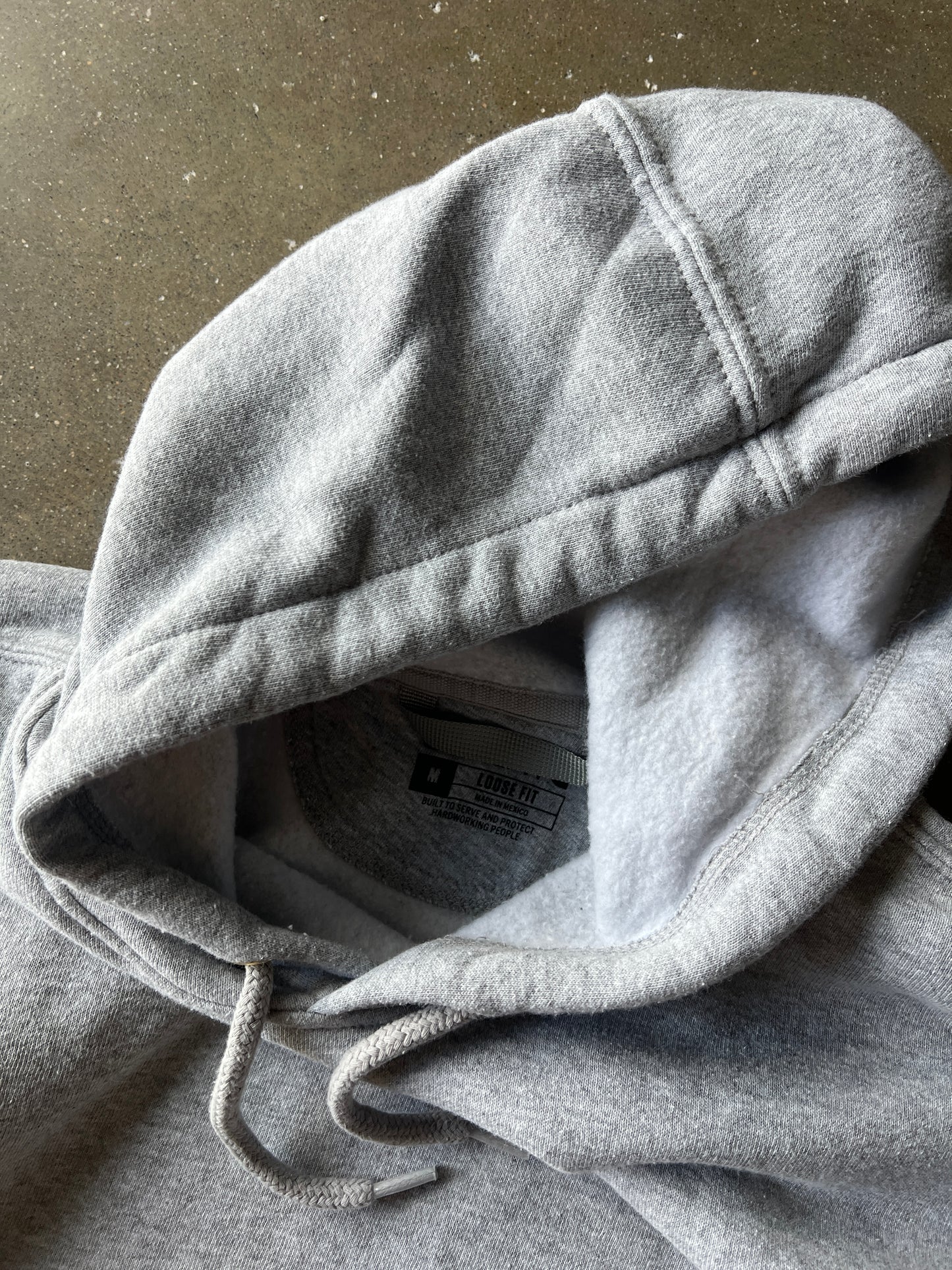 Vintage Grey Carhartt Hoodie - M