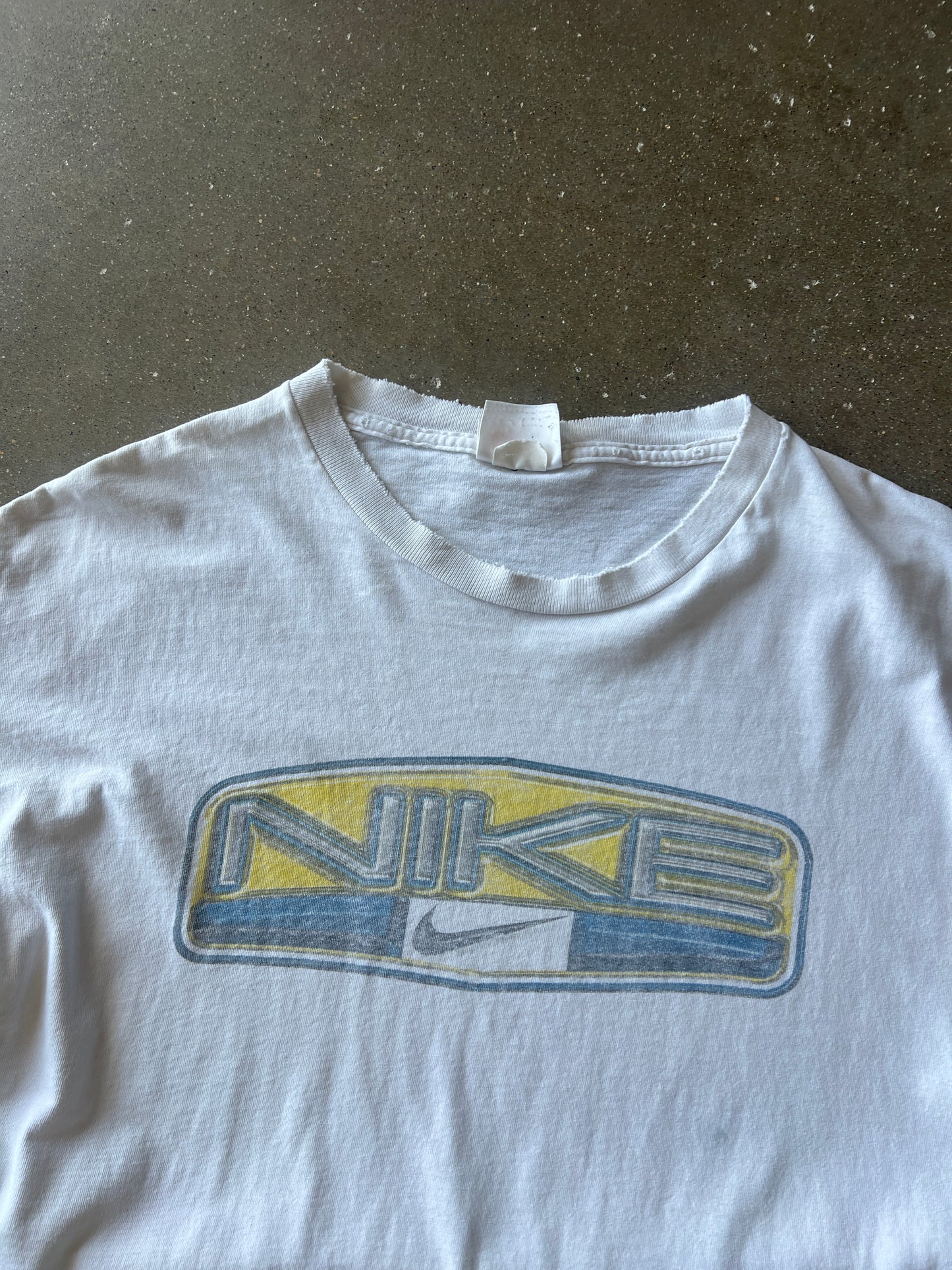 Vintage Faded Distressed Nike Shirt - XL