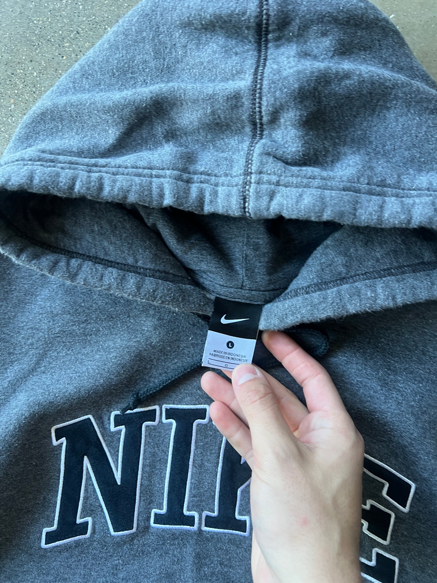 Vintage Grey Nike Spellout Hoodie - L