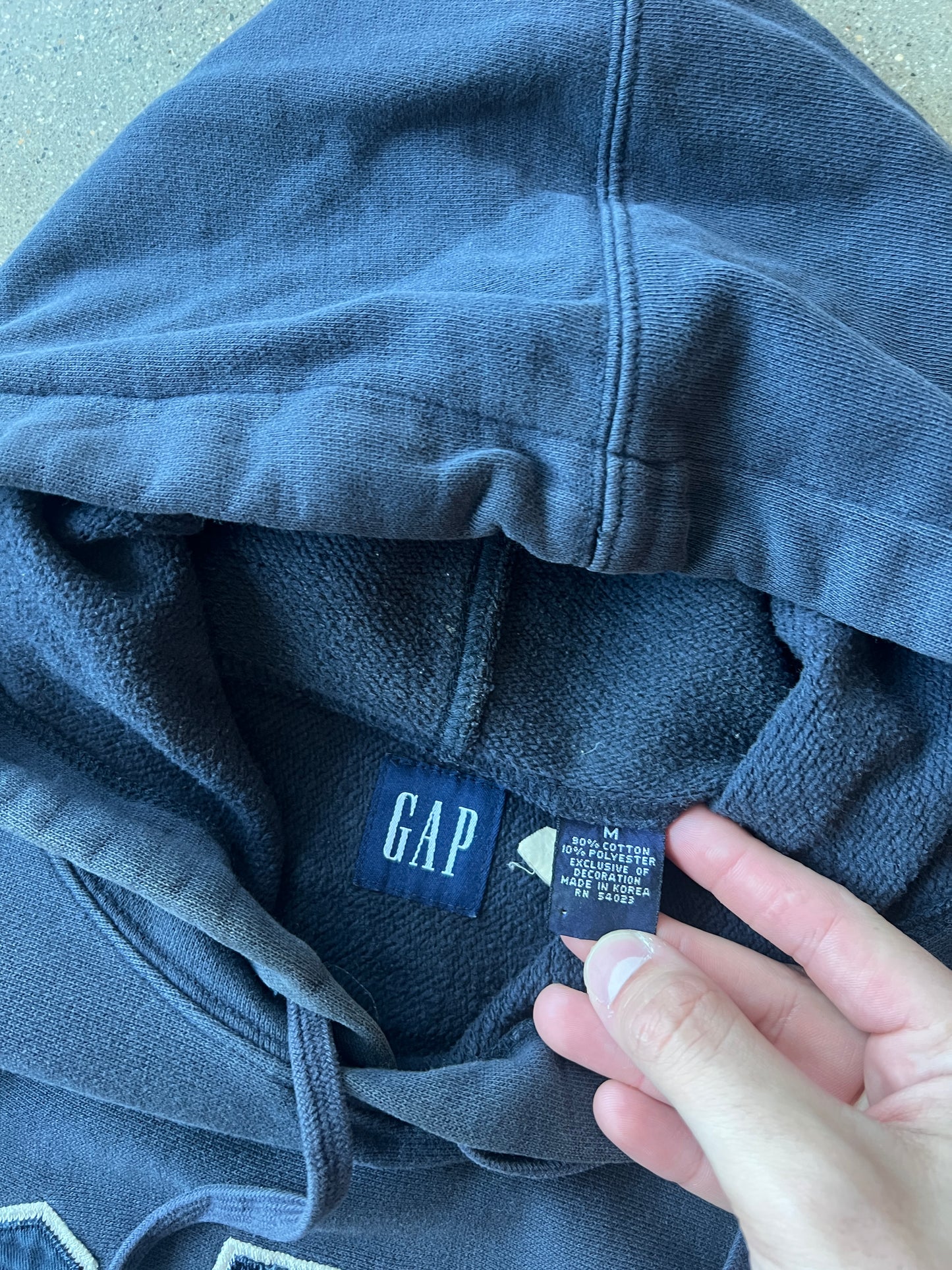 Vintage Navy Blue Gap Spellout Hoodie - M