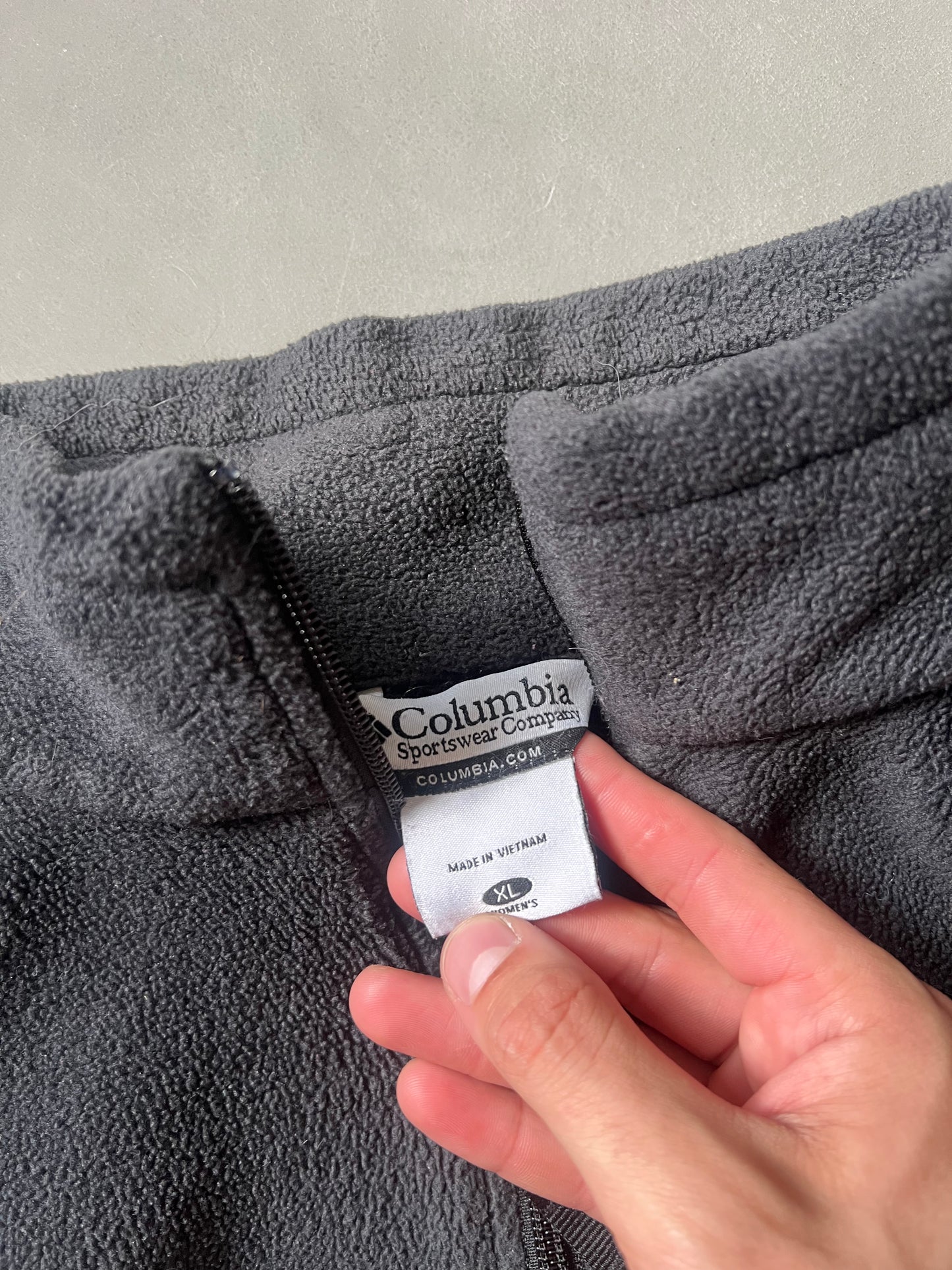 Columbia Black Full Zip Fleece - XL