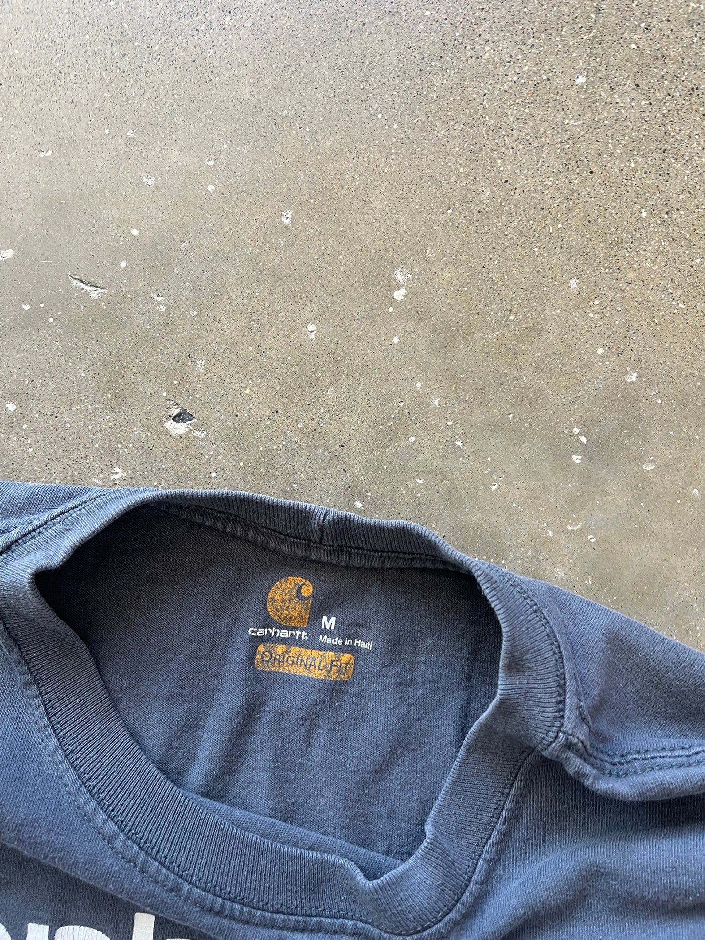 Vintage Grey Carhartt Spellout Shirt - M