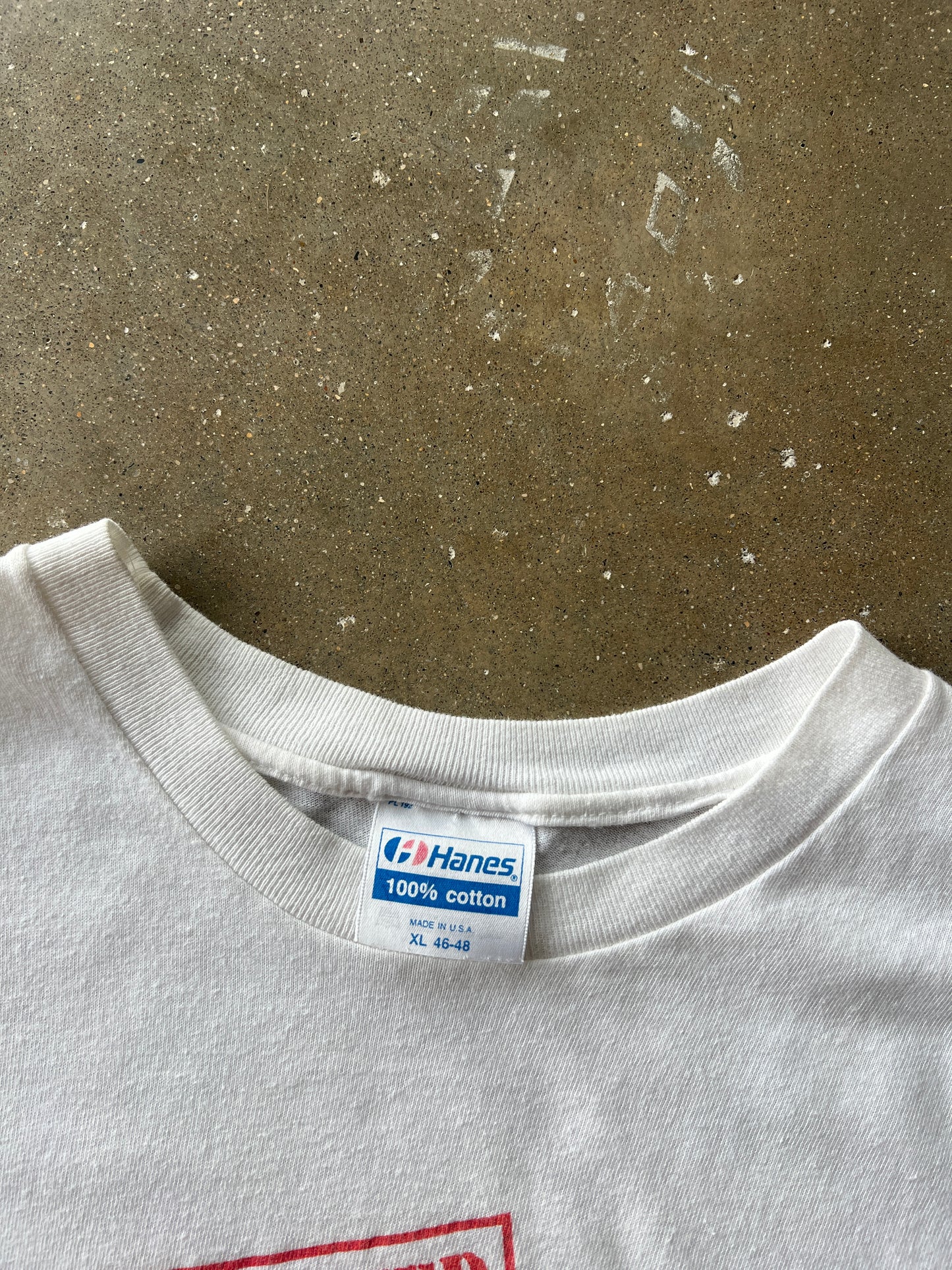 Vintage Cream Hershey's Chocolate Shirt - XL