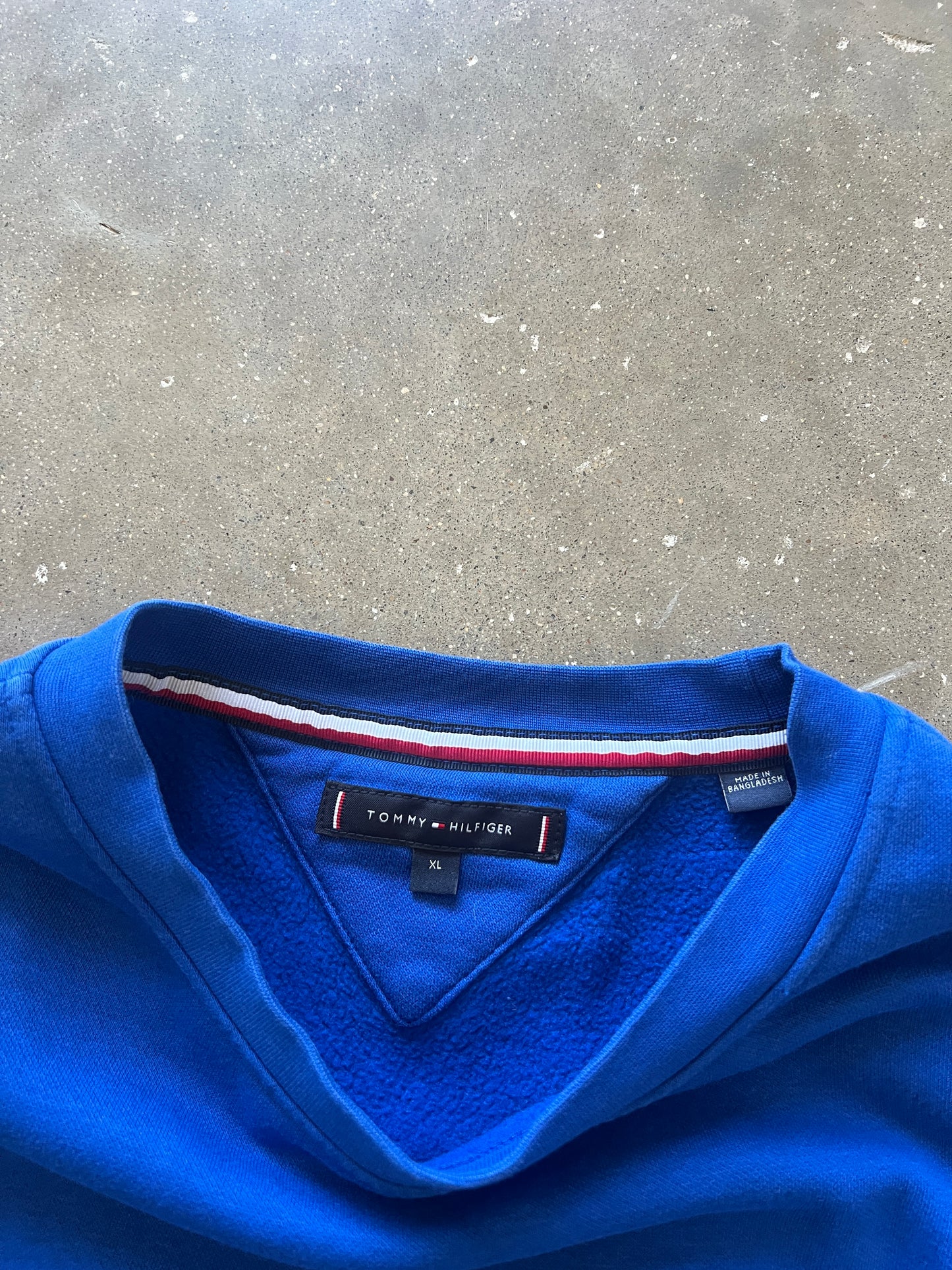 Vintage Sky Blue Tommy Hilfiger Crew - XL