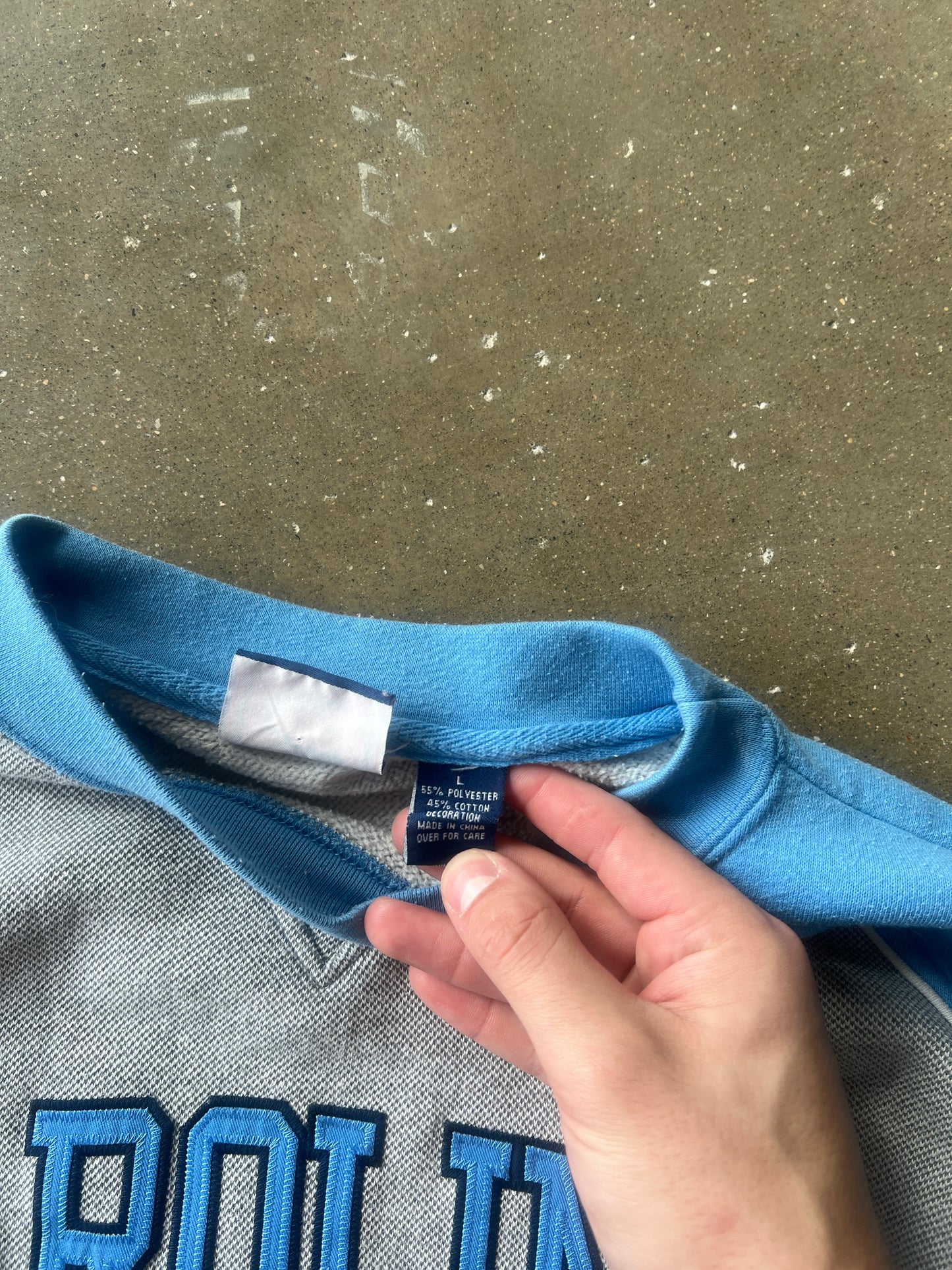 Vintage Blue Carolina Tar Heels Spellout Crew - L