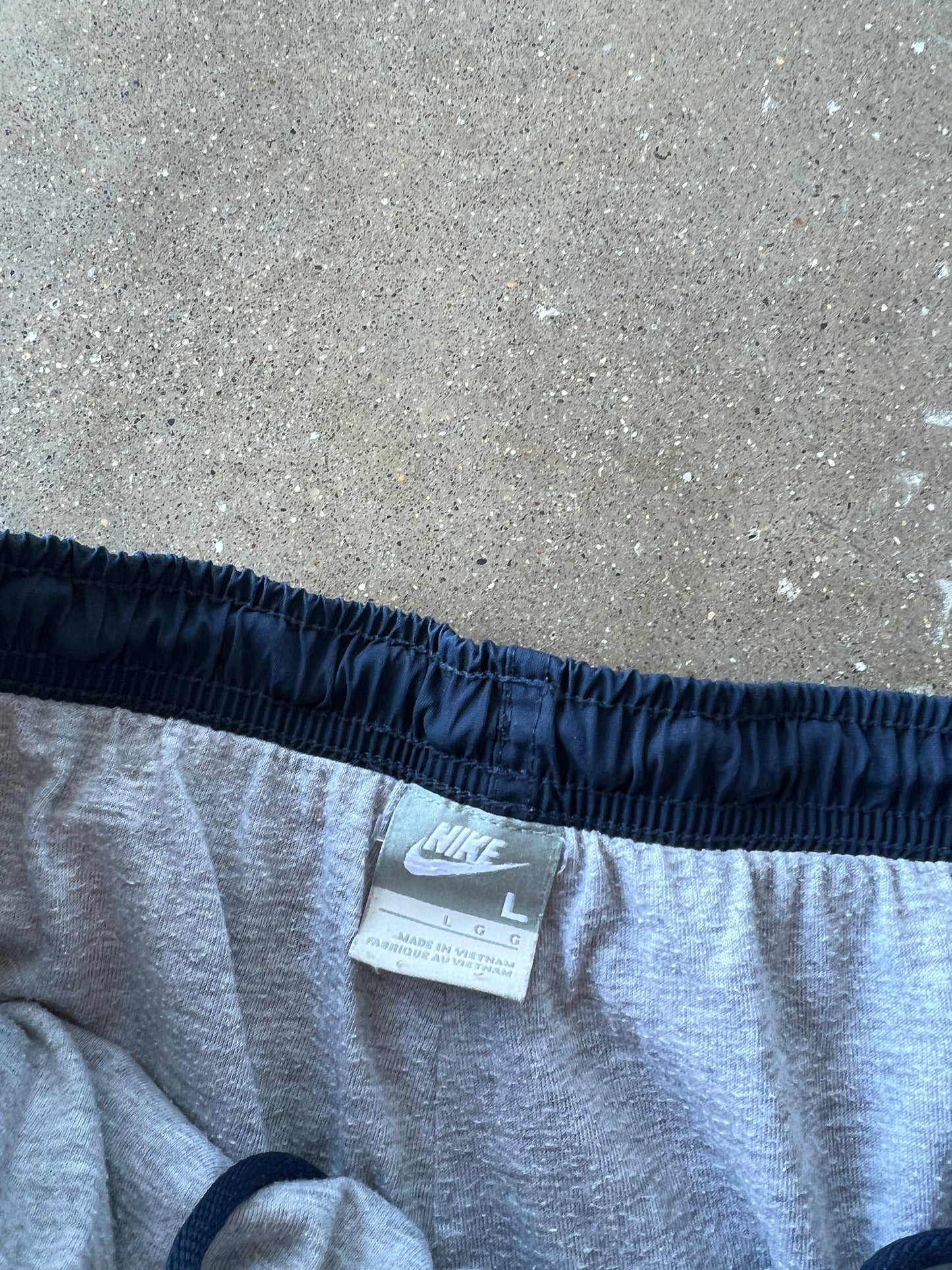 Vintage Navy Blue Nike Track Pants - L