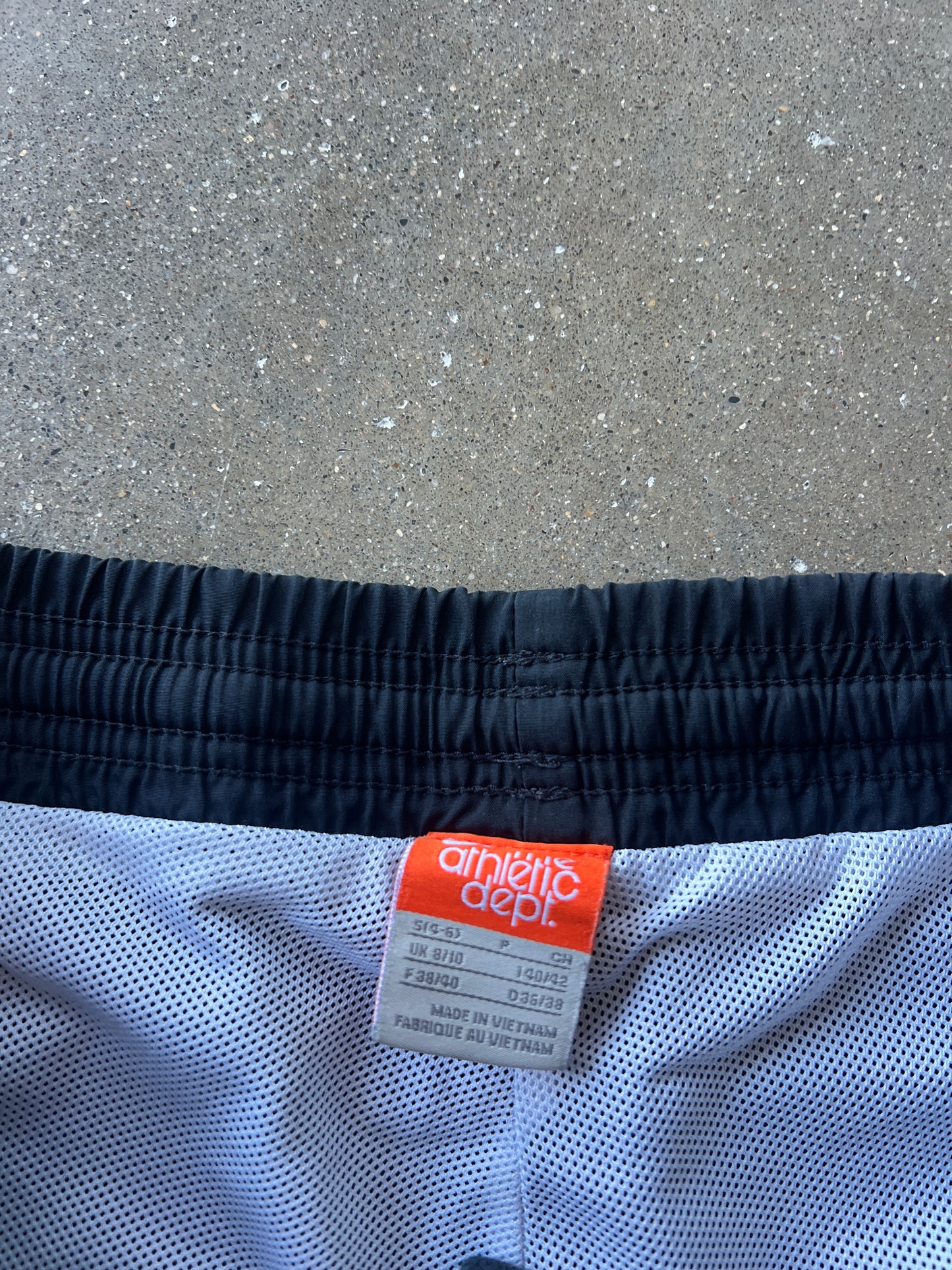 Vintage Black Nike Swoosh Track Pants - S