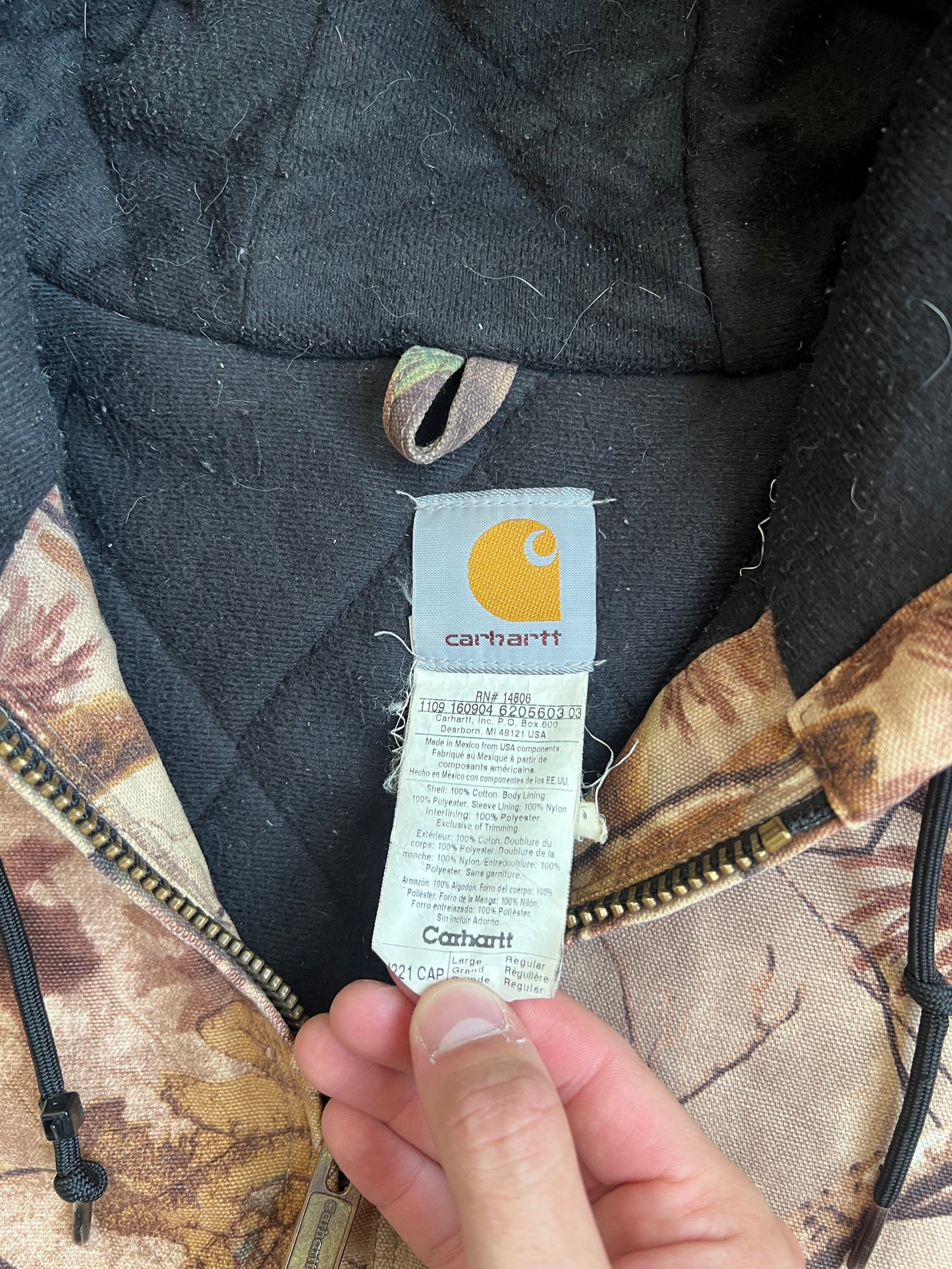 Vintage RealTree Camo Carhartt Jacket - XL
