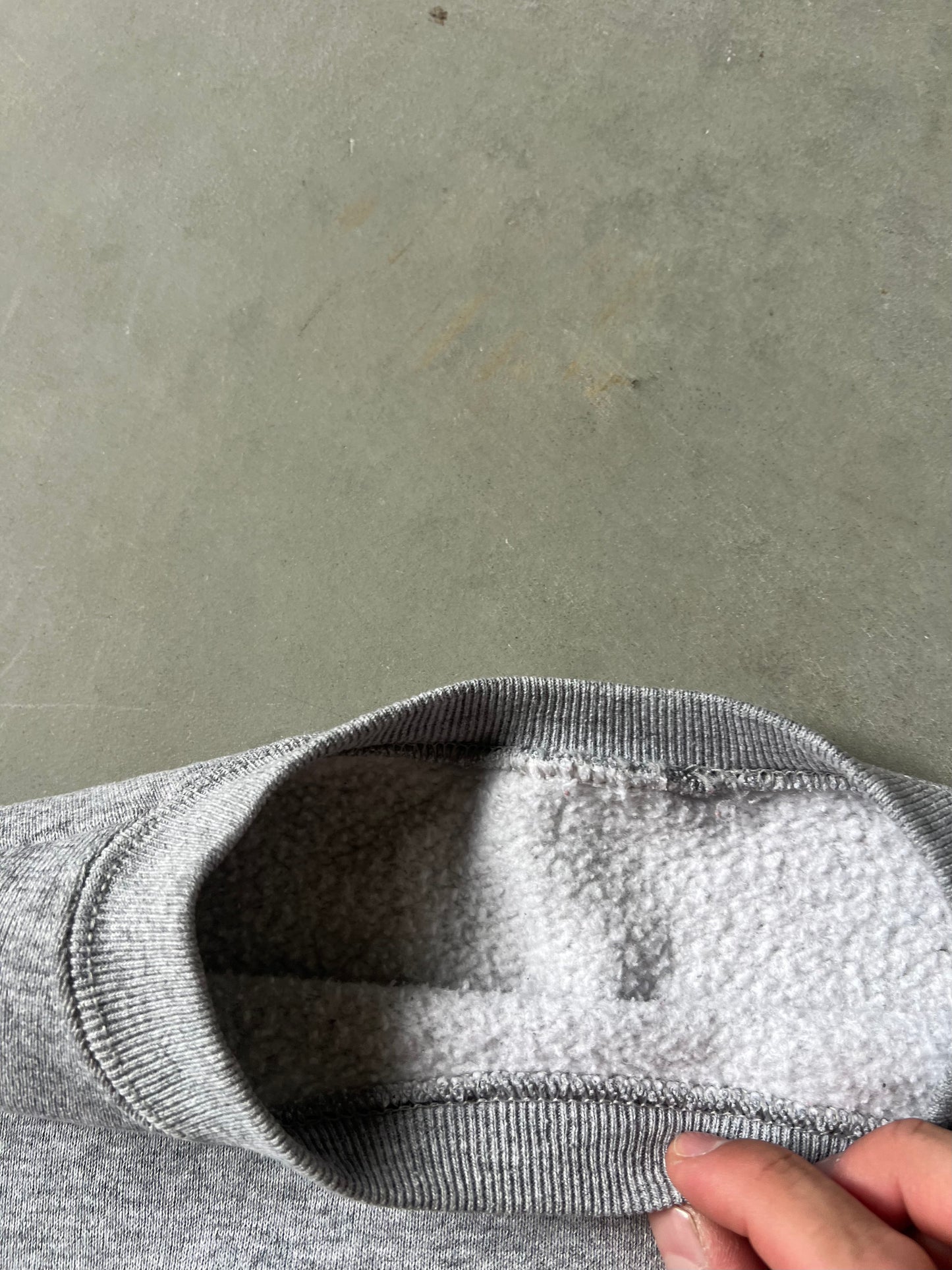 Vintage Grey Tommy Hilfiger Crew - L