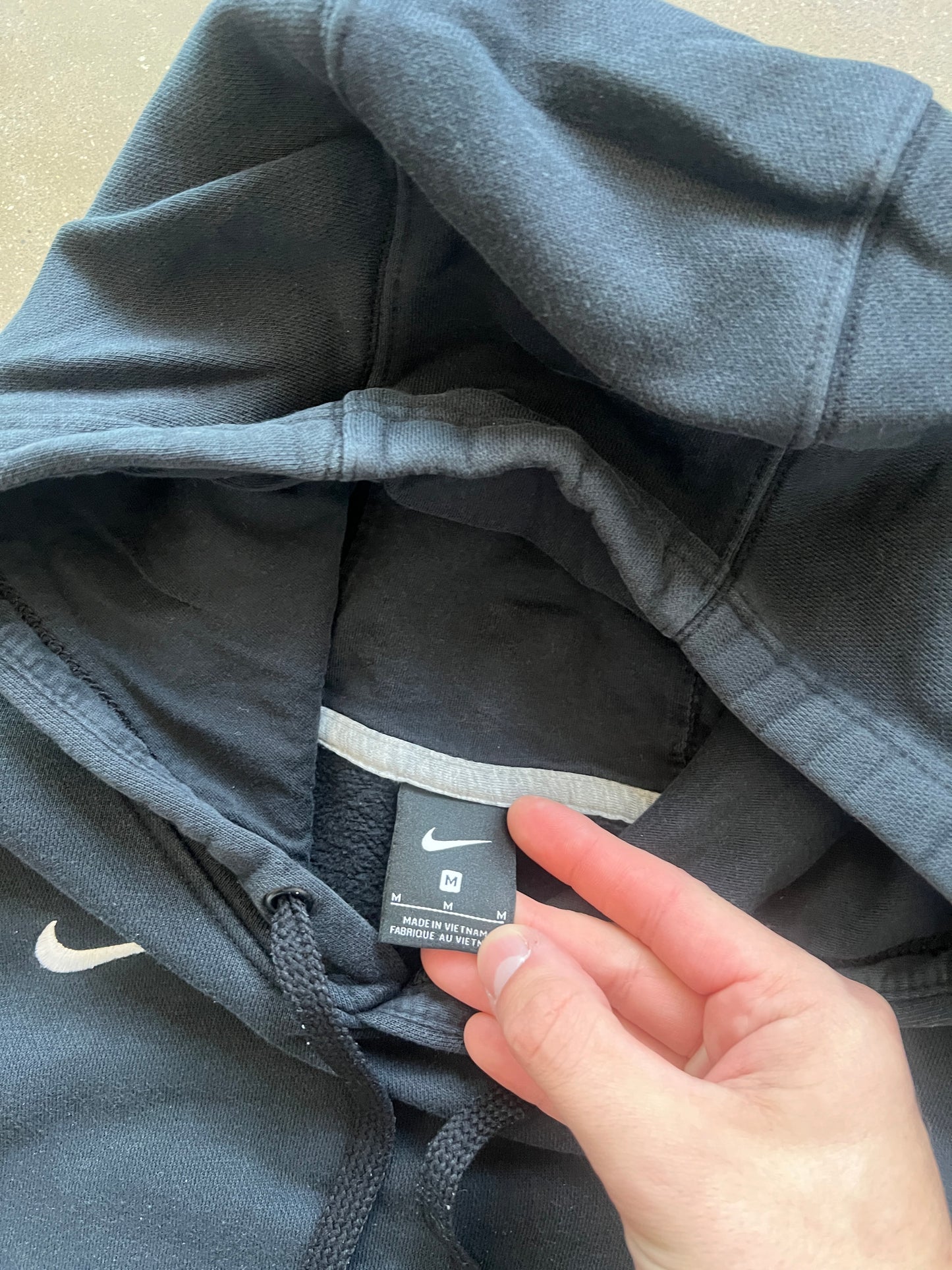 Vintage Black Nike Swoosh Hoodie - M