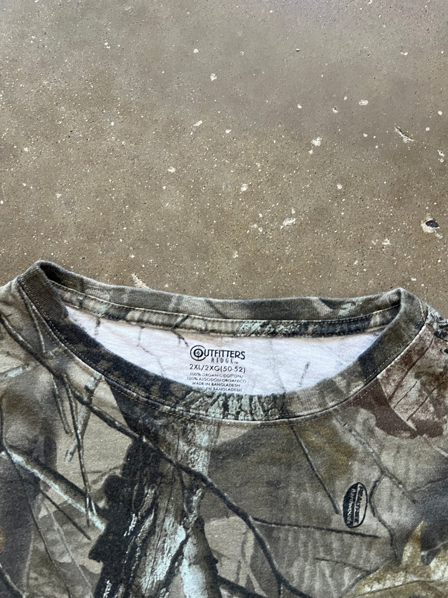Vintage RealTree Camo Longsleeve Shirt - XL