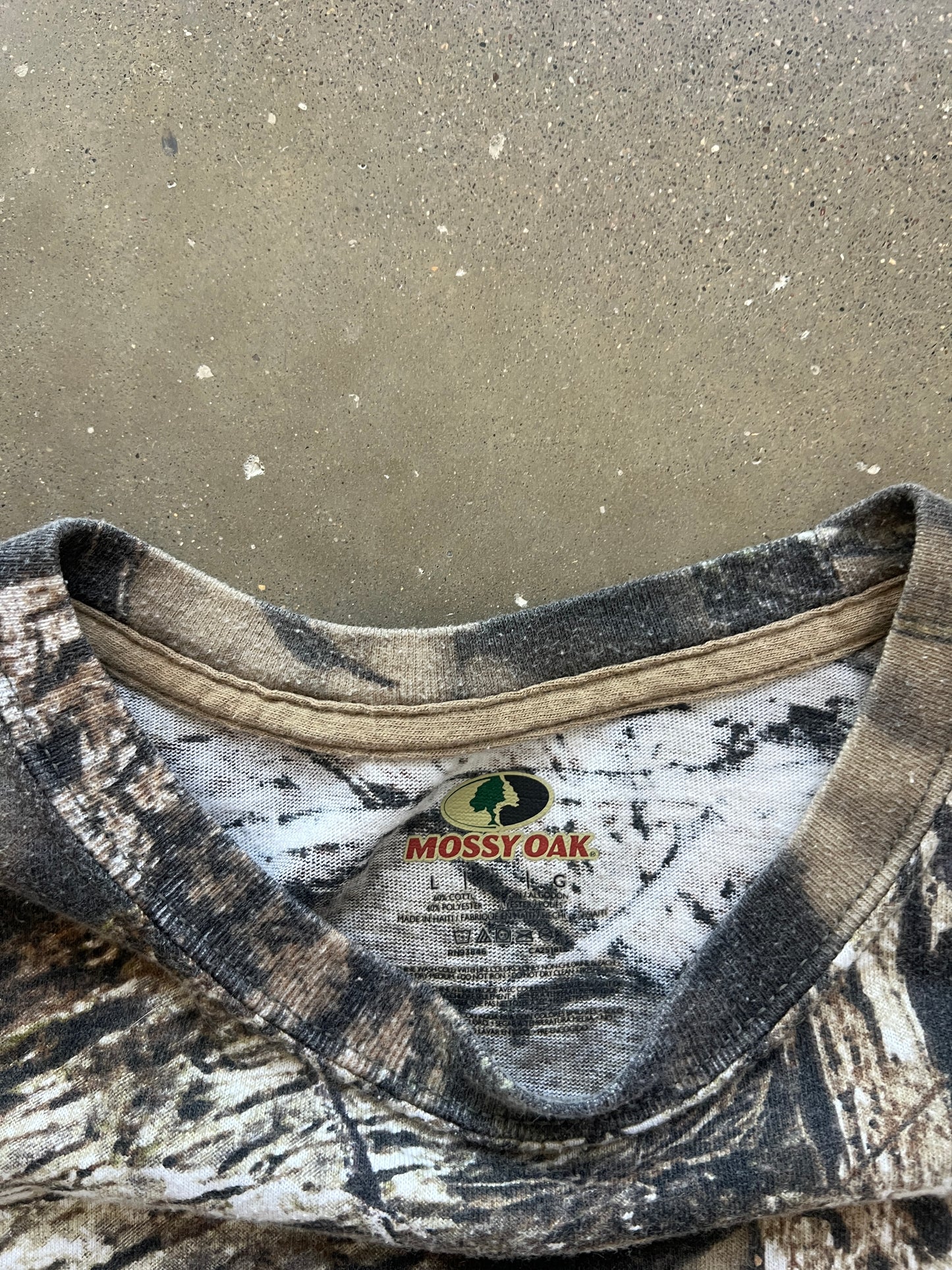 Vintage RealTree Camo Shirt - L