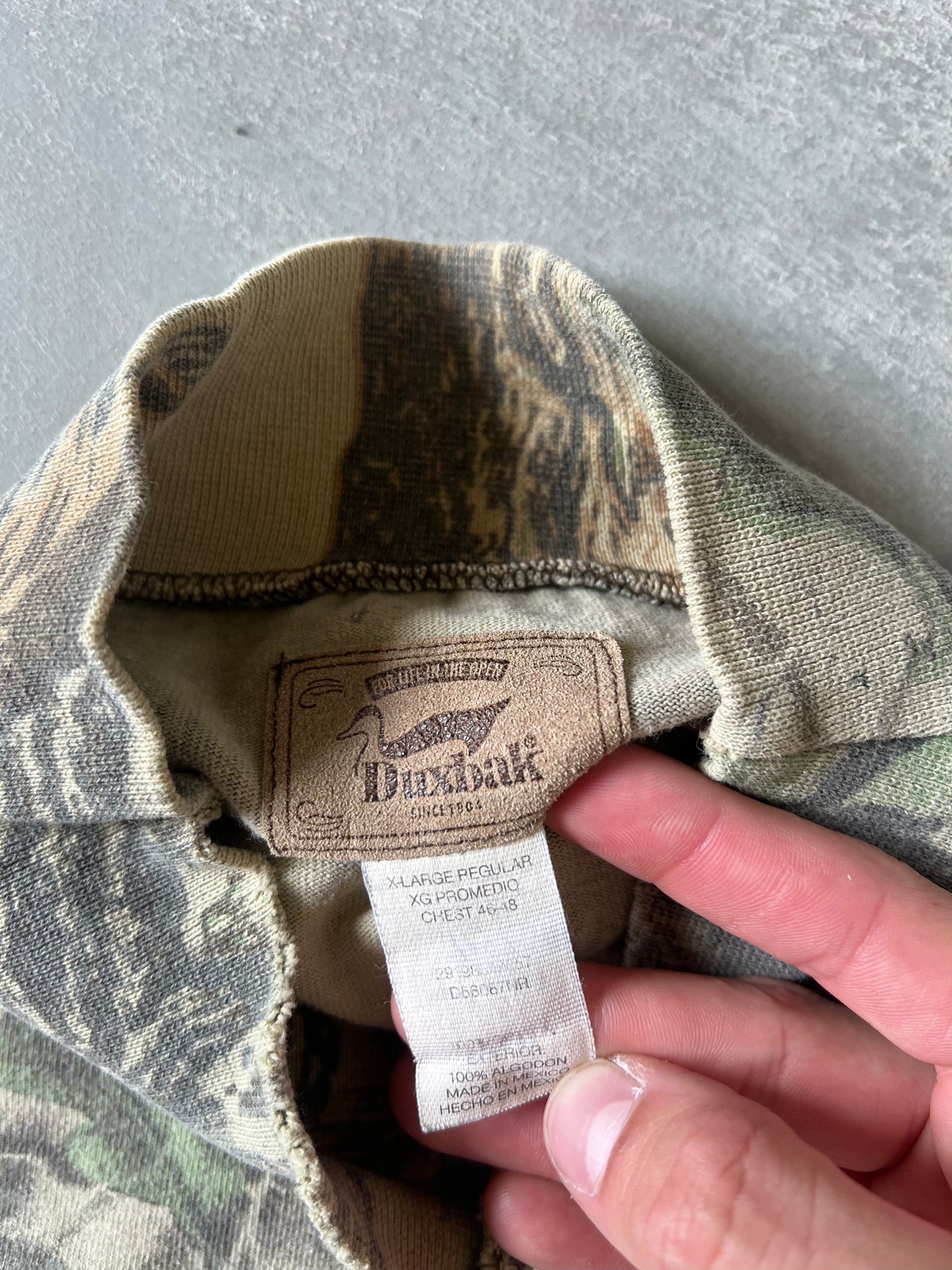 Vintage RealTree Camo Shirt - XL