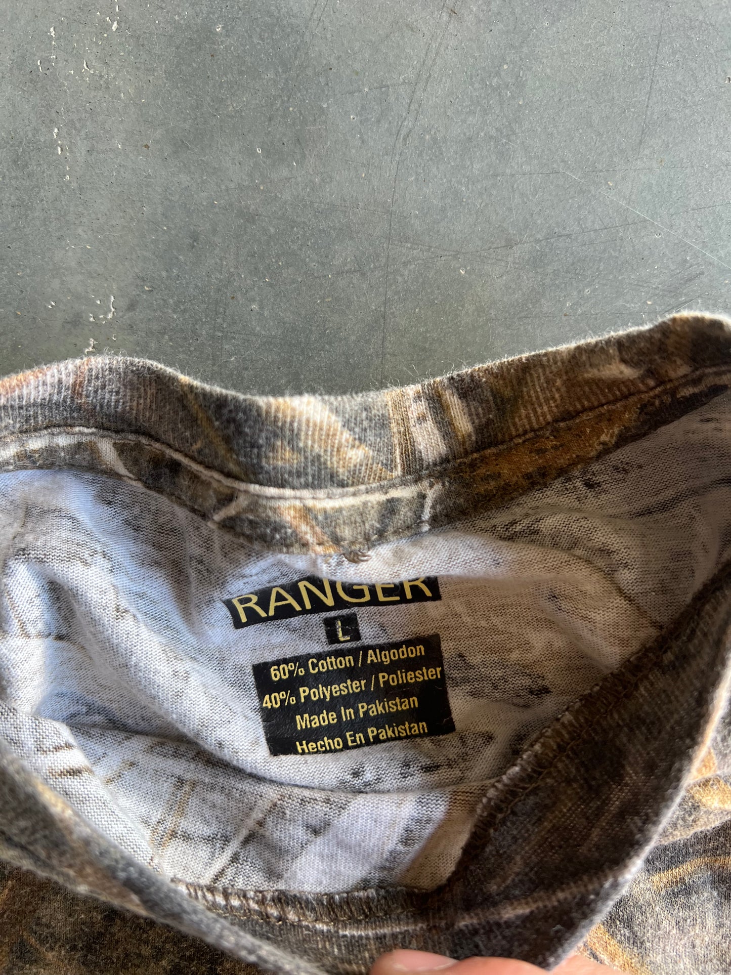 Vintage RealTree Camo Shirt - YL