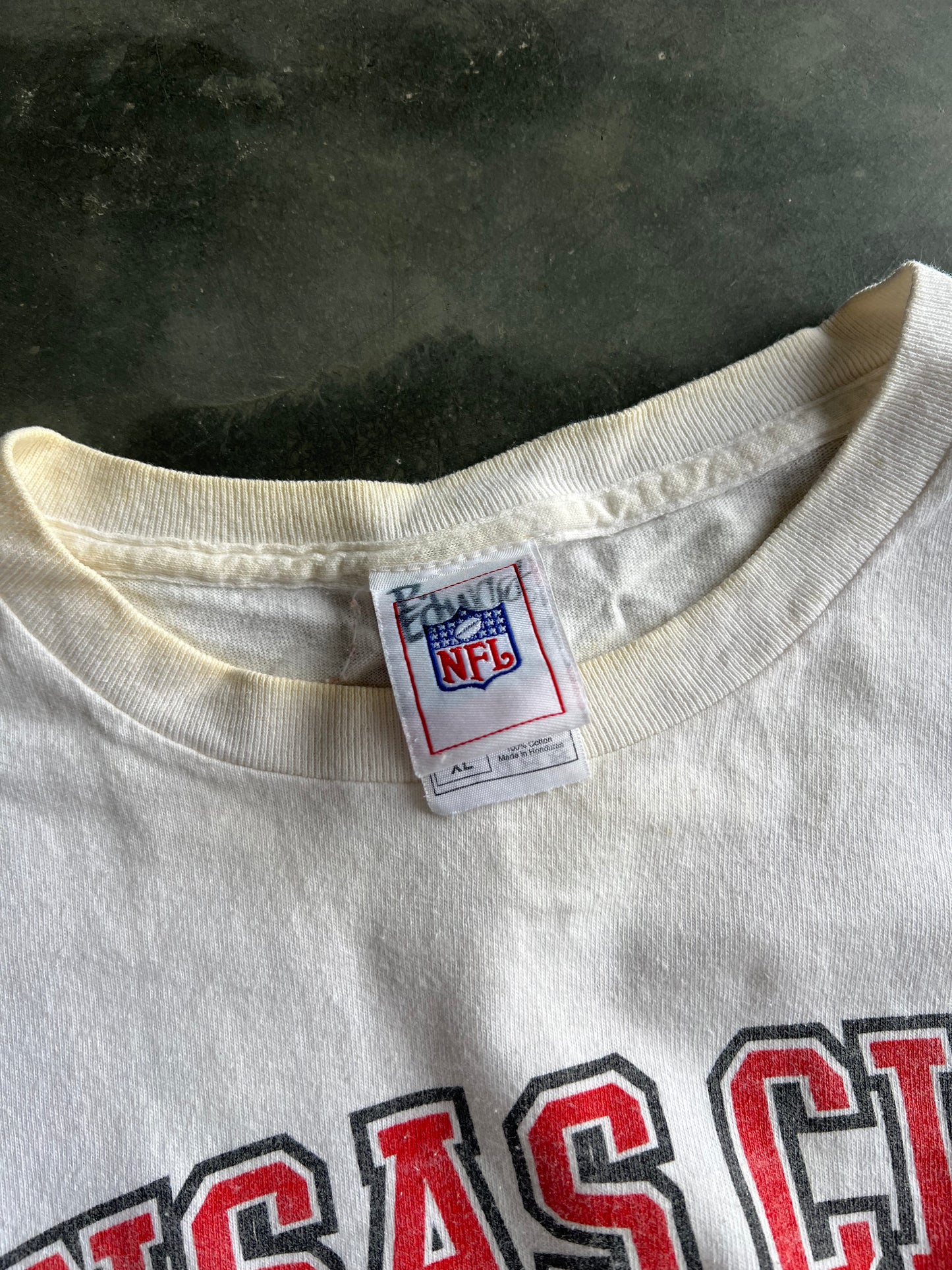 Vintage White Kansas City Chiefs Shirt - XL