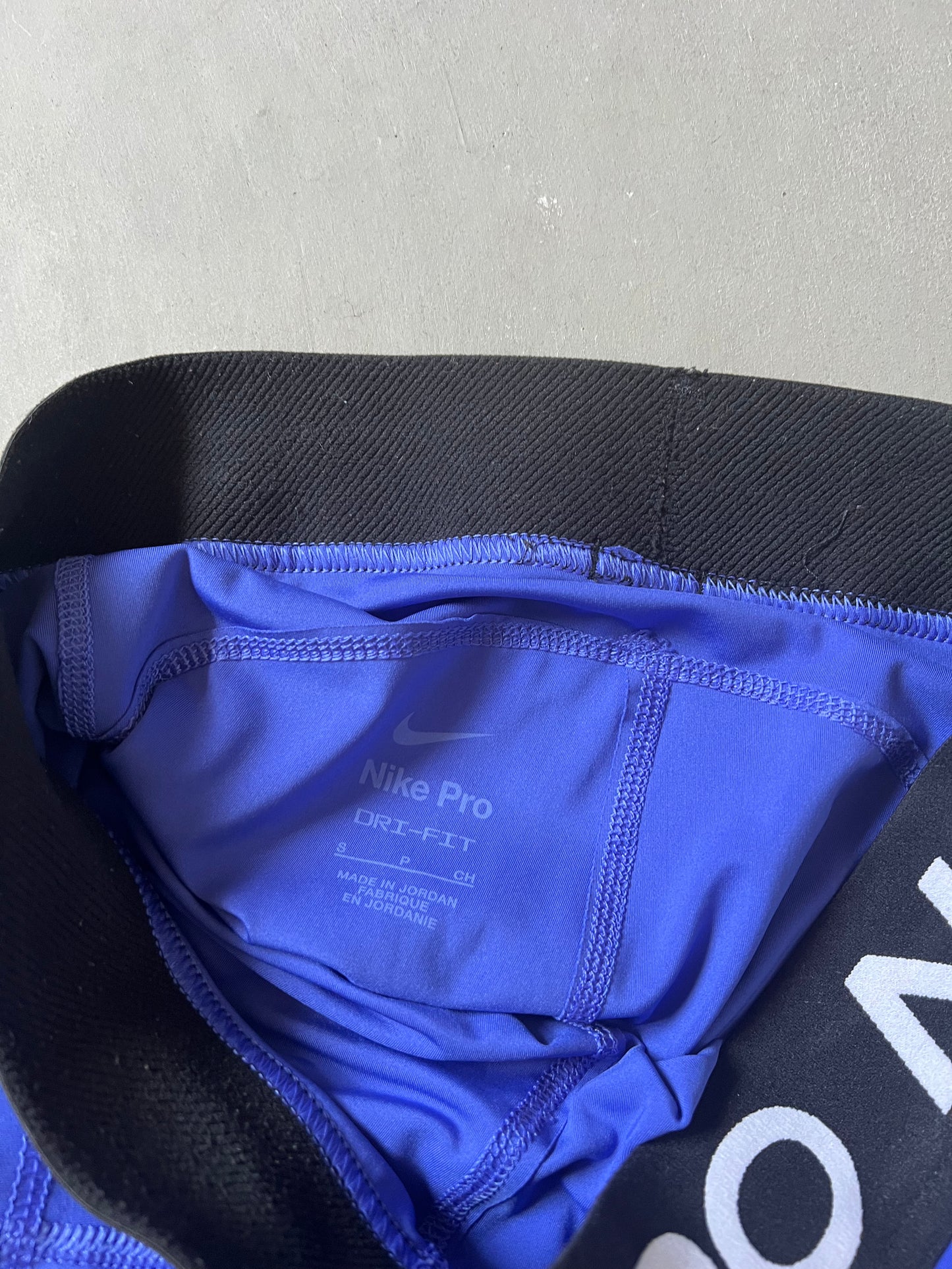 Nike Pro Womans Athletic Shorts Lot 6x - S