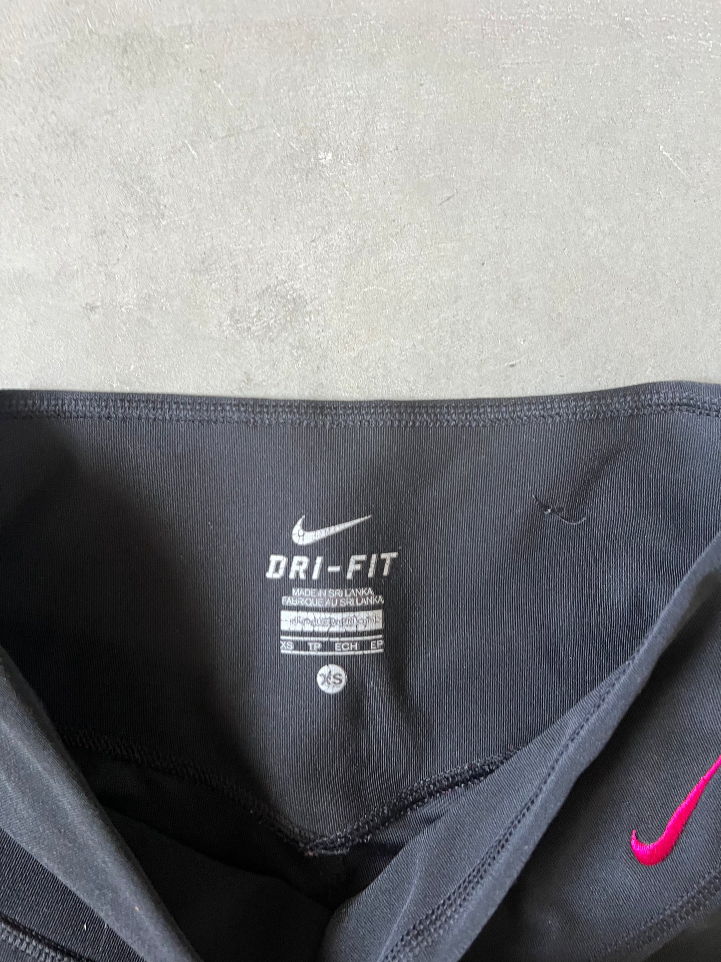Nike Swoosh Black Jogger Leggings - XS