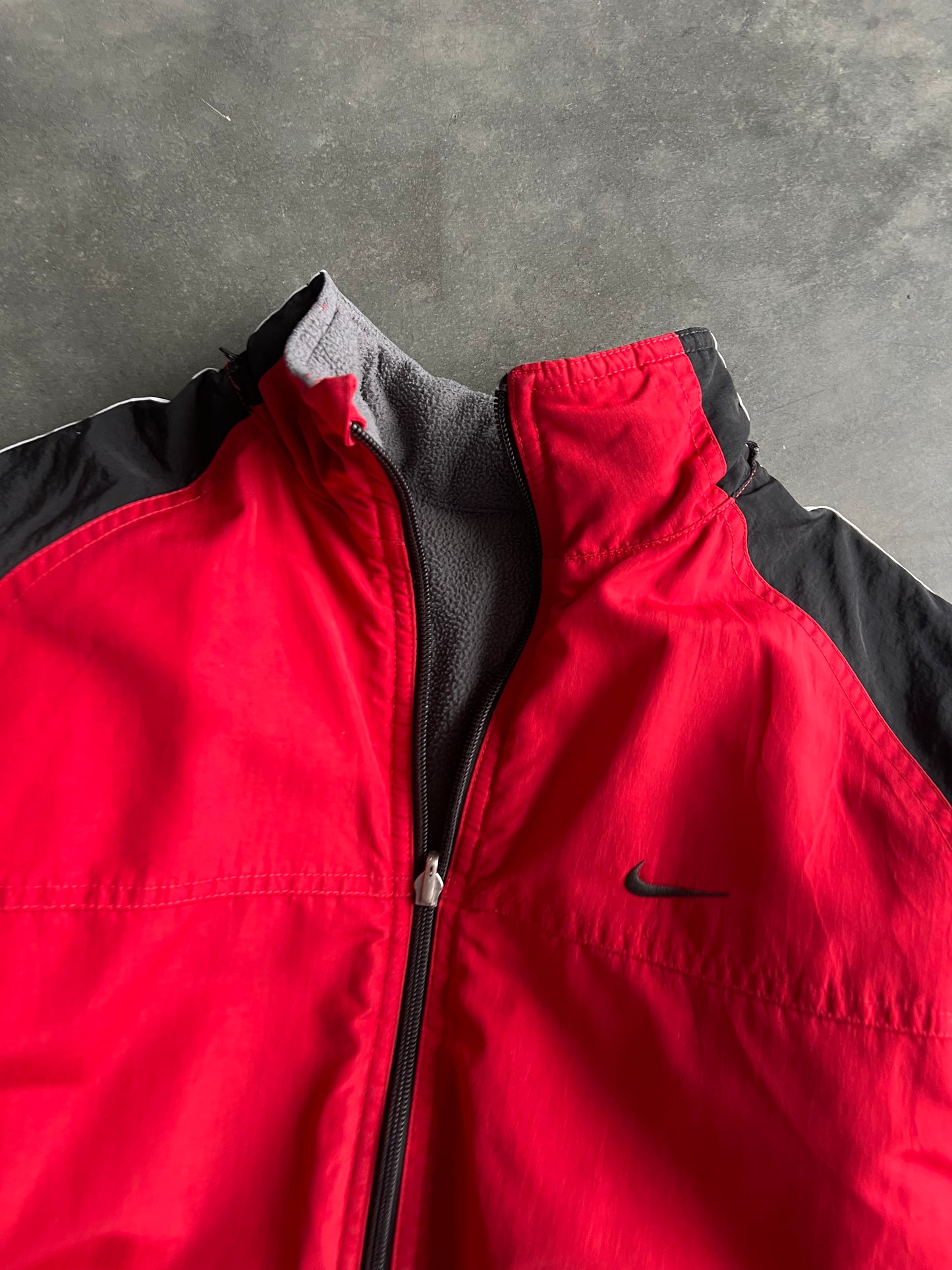 Vintage Red Nike Swoosh Puffer Jacket - YS