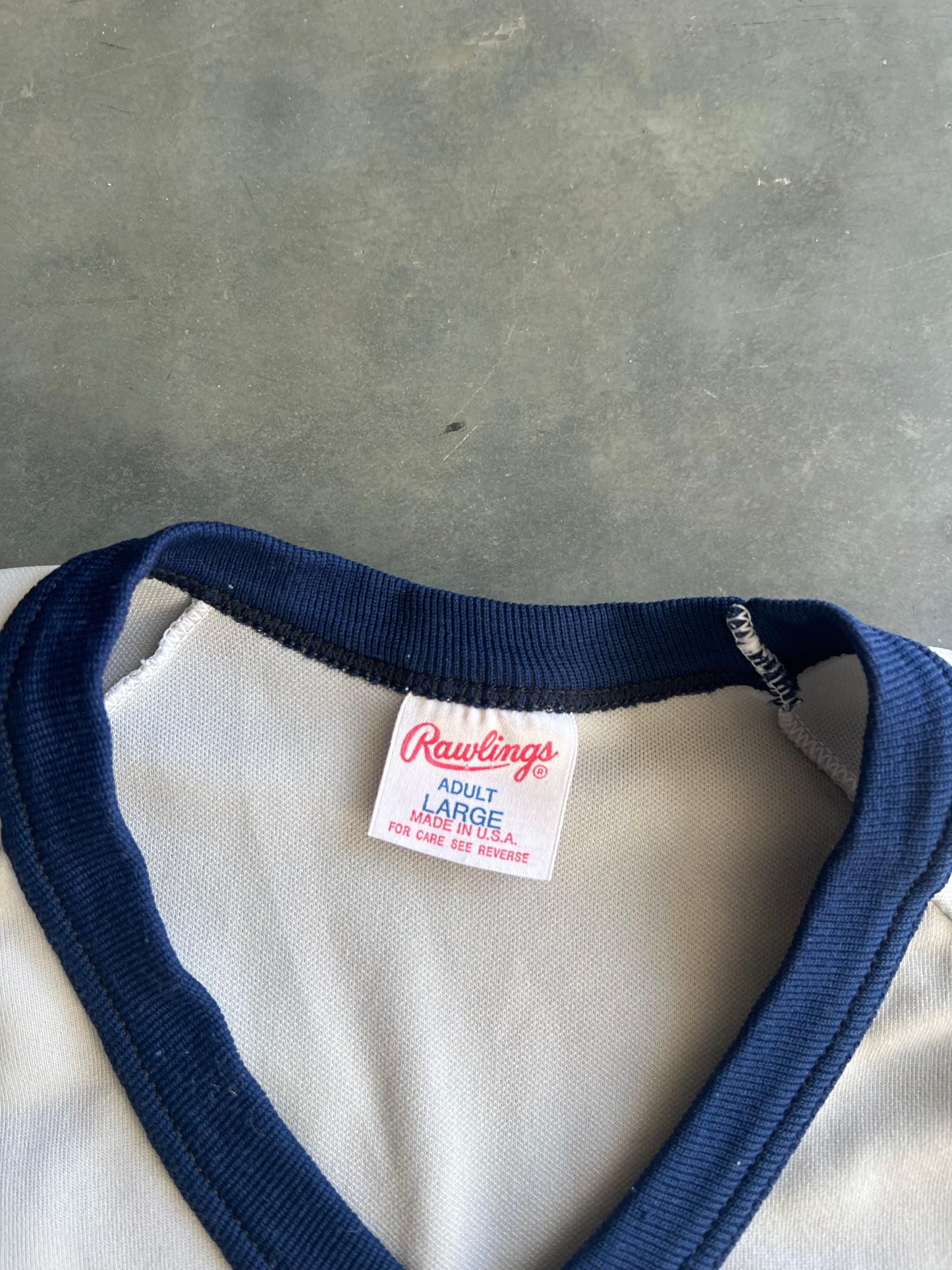 Vintage Grey New York Yankees Shirt - L