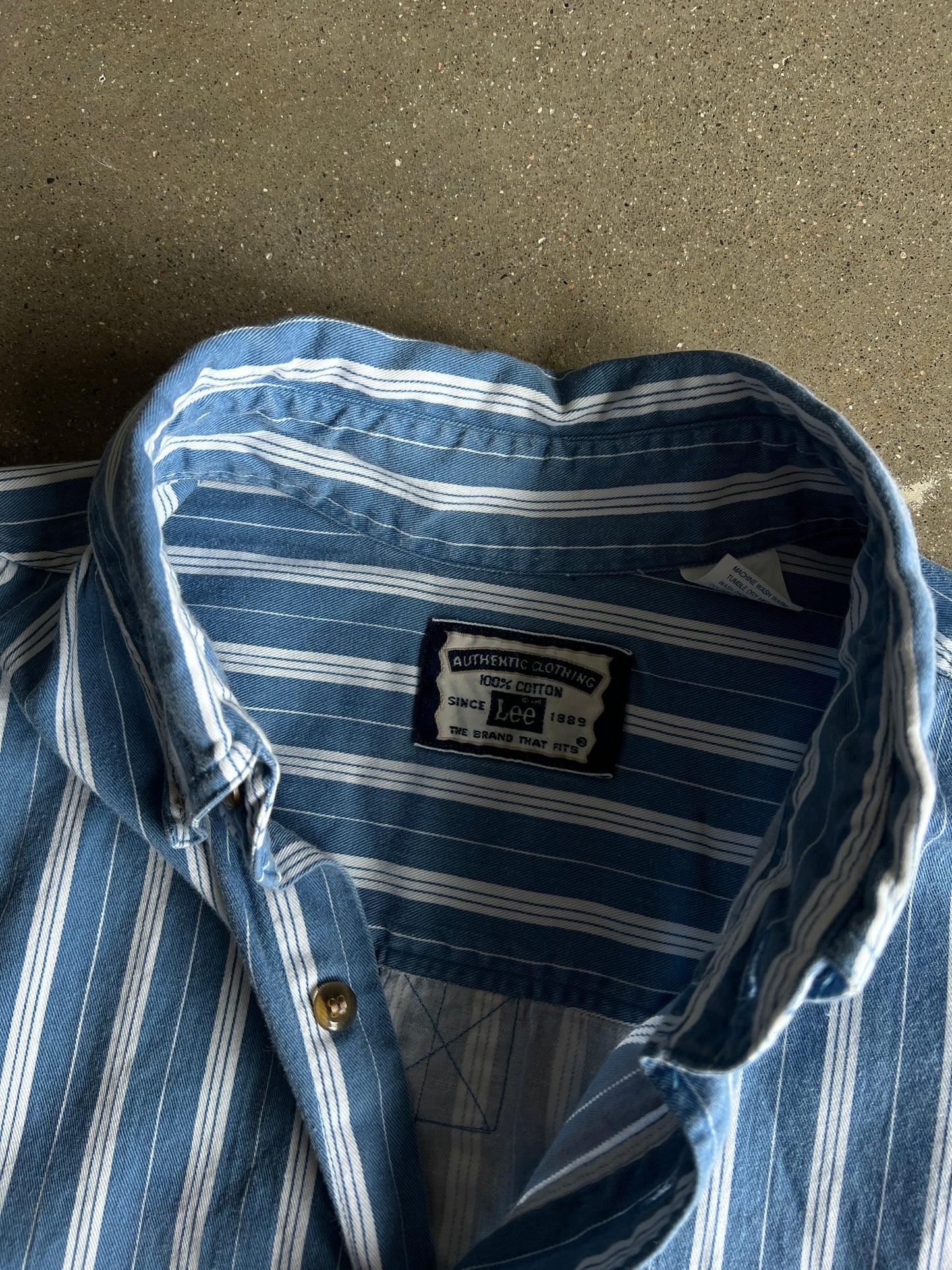 Vintage Light Blue Lee Button Down Shirt - L