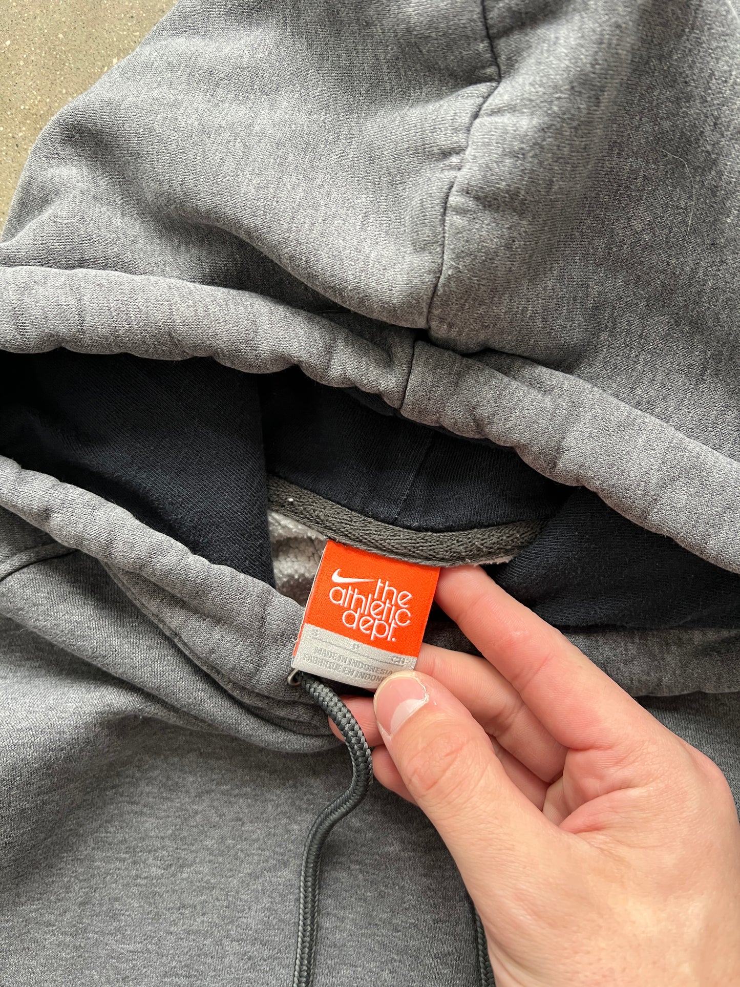 Vintage Grey Nike Swoosh Hoodie - S