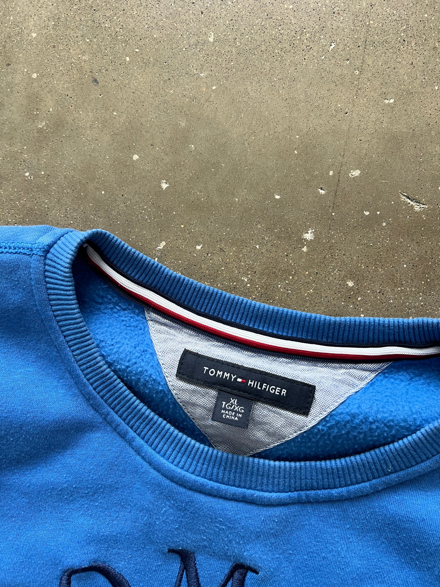 Vintage Blue Tommy Hilfiger Crew - XL