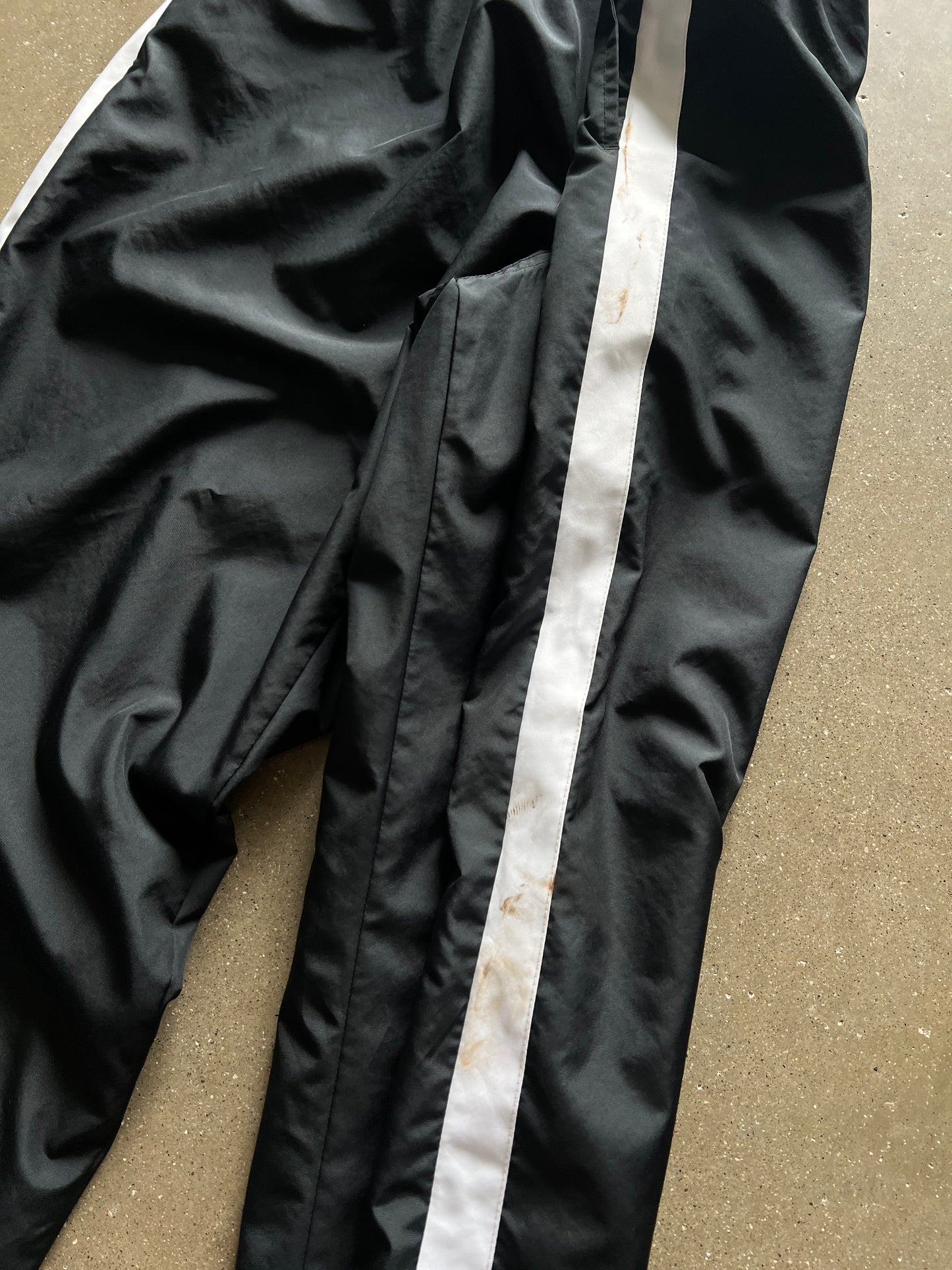 Vintage Black Nike Track Pants - XL