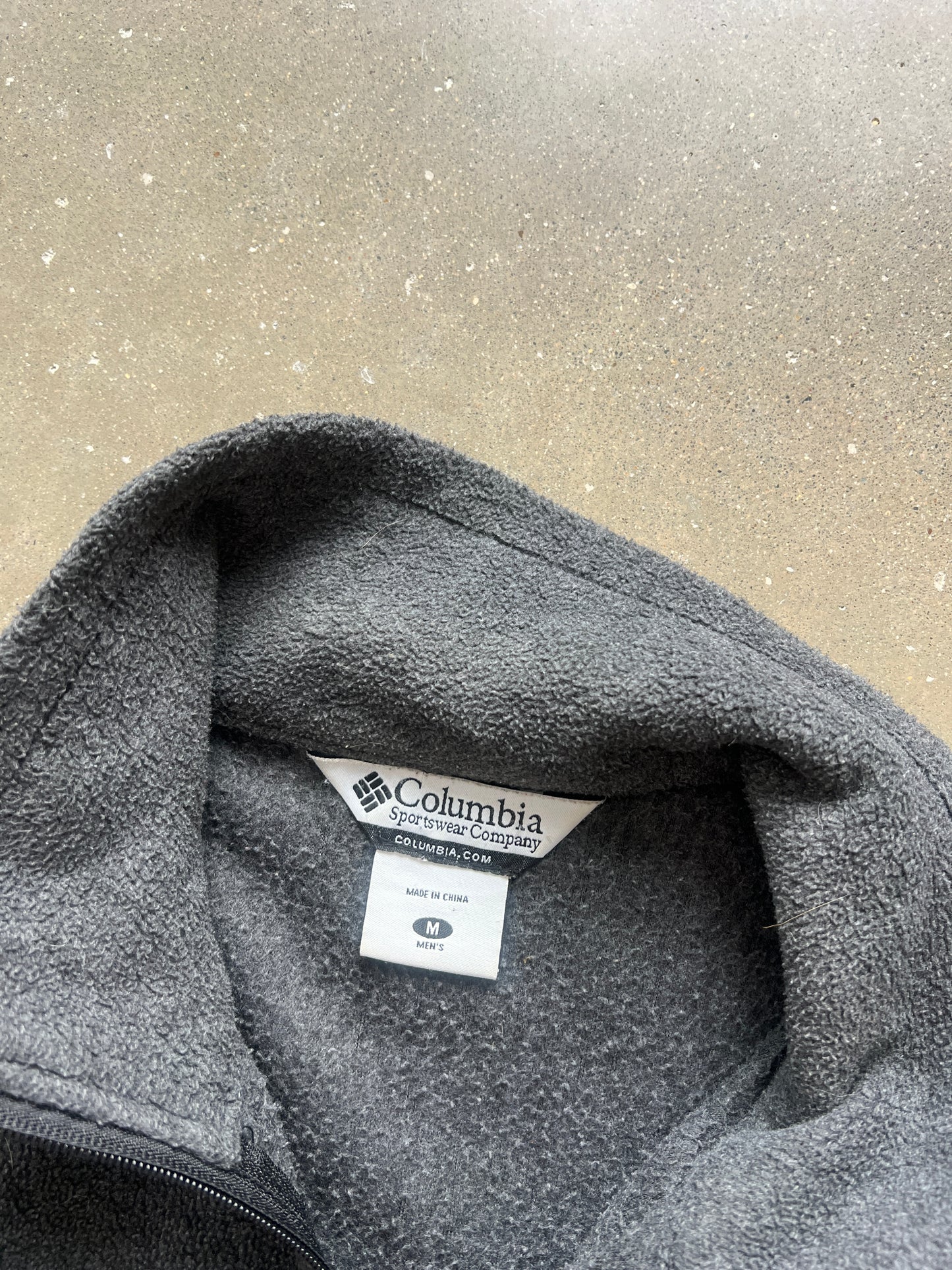 Vintage Grey Columbia Fleece - M