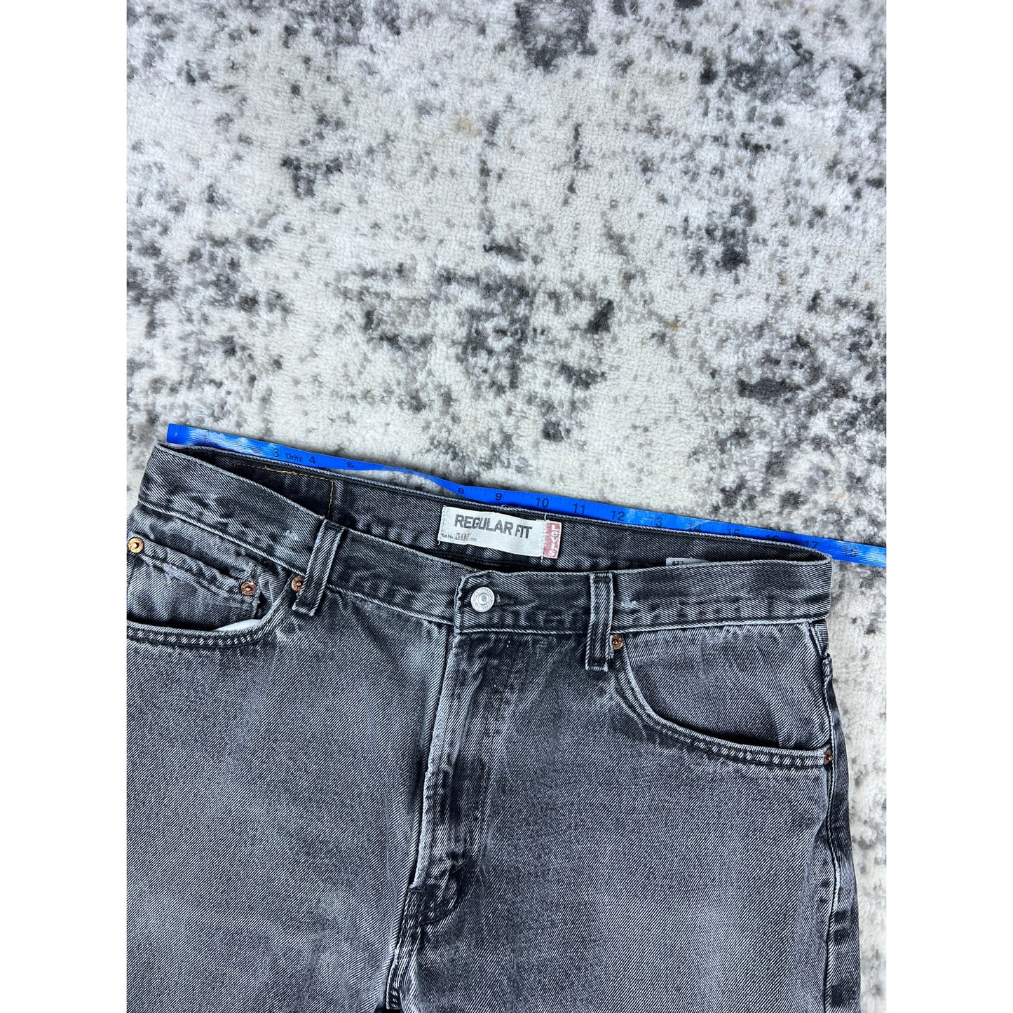 Vintage Levi's 505 Faded Black Jeans - 36