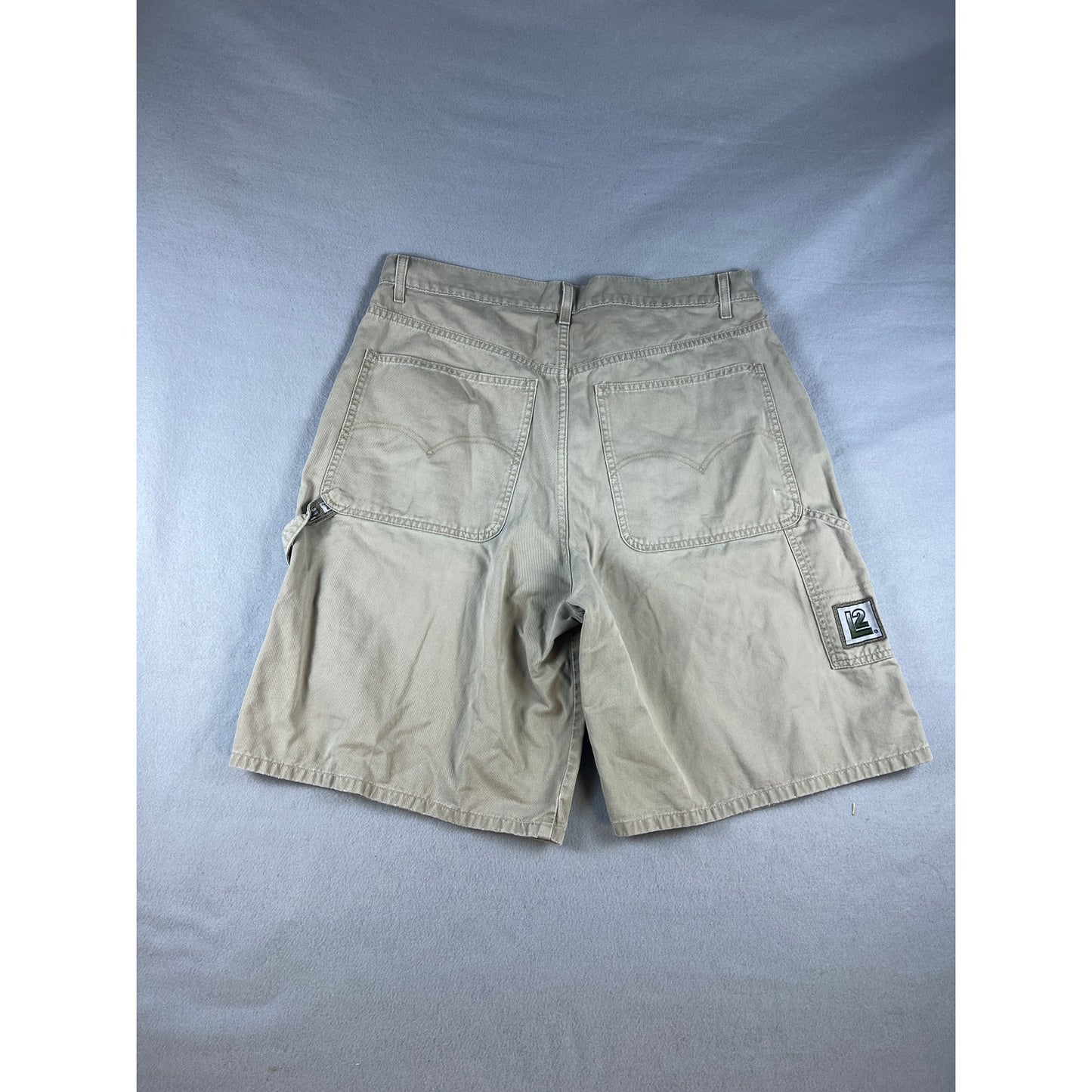Vintage Levi's L2 Carpenter Shorts - 36