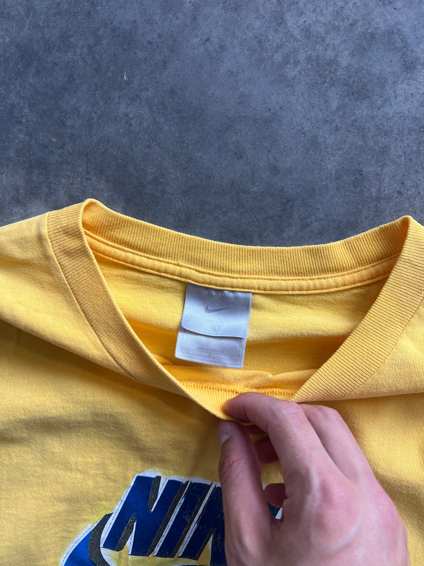 Vintage Faded Yellow Nike Spellout Shirt - L