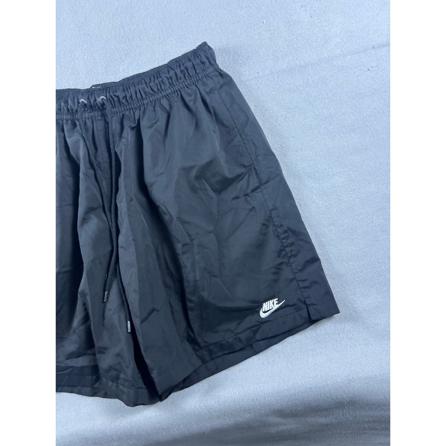 Nike Softshell Shorts - L