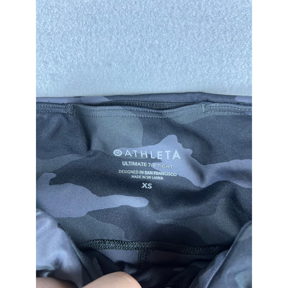 Athleta Camo Ultimate 7/8 Tight Leggings - XS