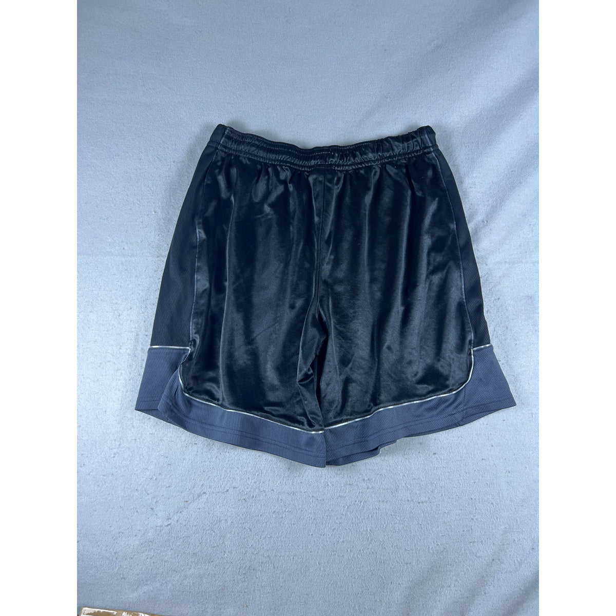 AND1 Relaxed Basketball Shorts - 2XL