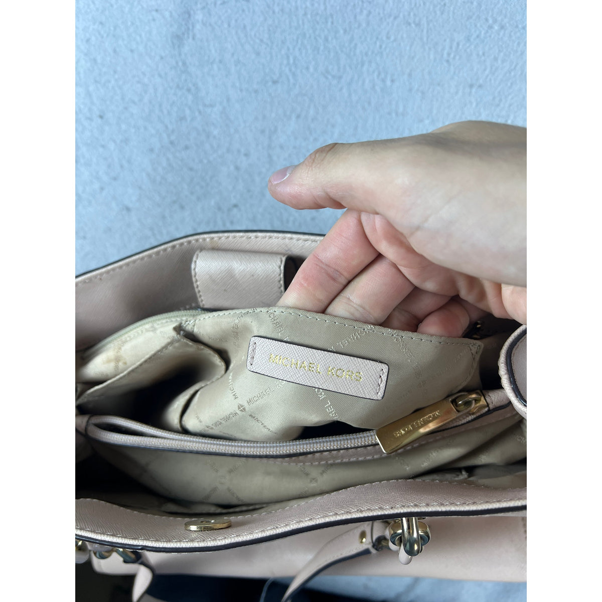 Michael Kors Cynthia Satchel