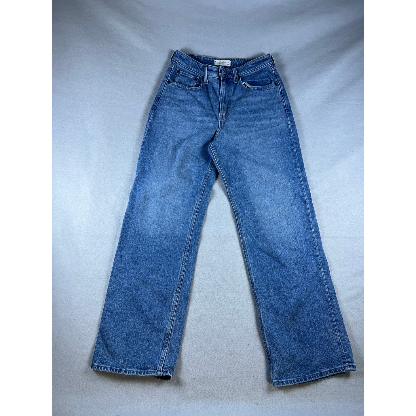 Abercrombie & Fitch High Rise 90s Relaxed Jeans Womens - 28S