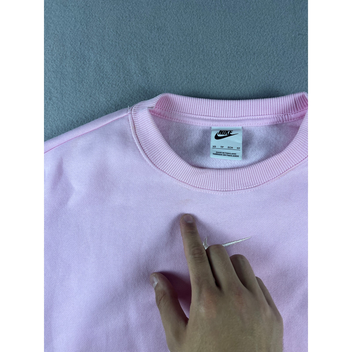 Nike Oversized Cropped Sweatshirt - XS