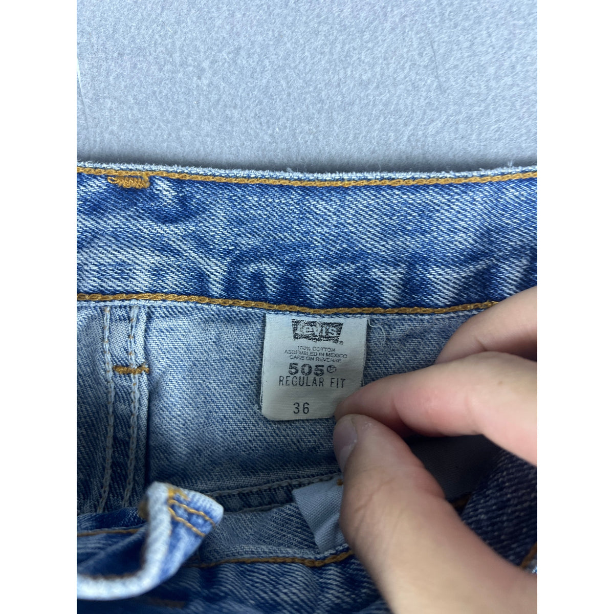 Y2K Levi's 505 Denim Shorts - 36